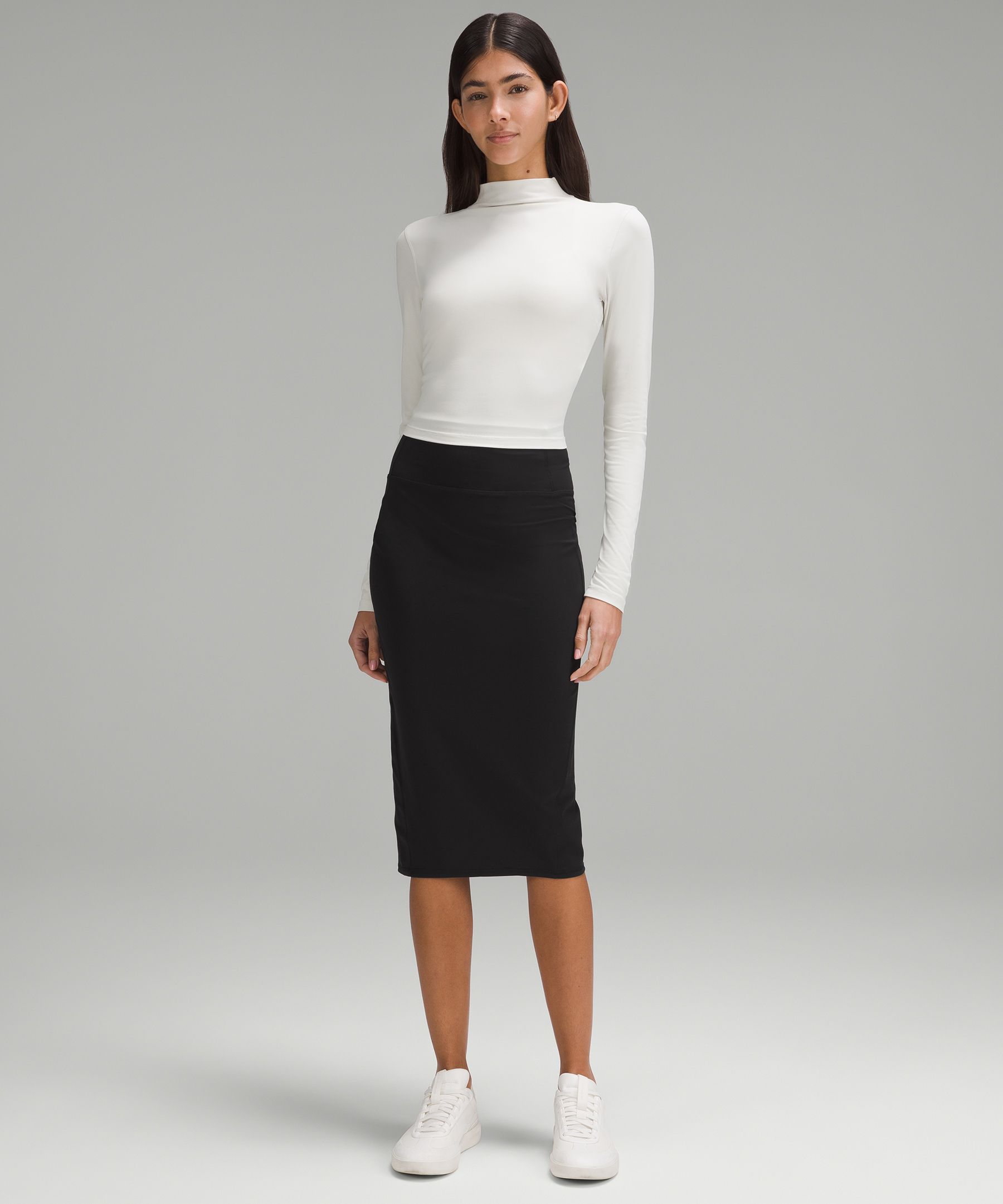 High-waisted office short a-waisted skirt in black with pants in - Black  skirt spread to school shirt