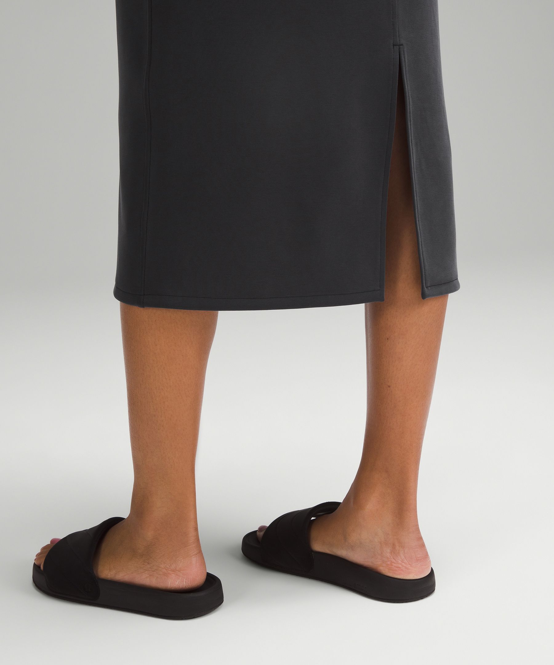 Softstreme High-Rise Midi Skirt | Women's Skirts