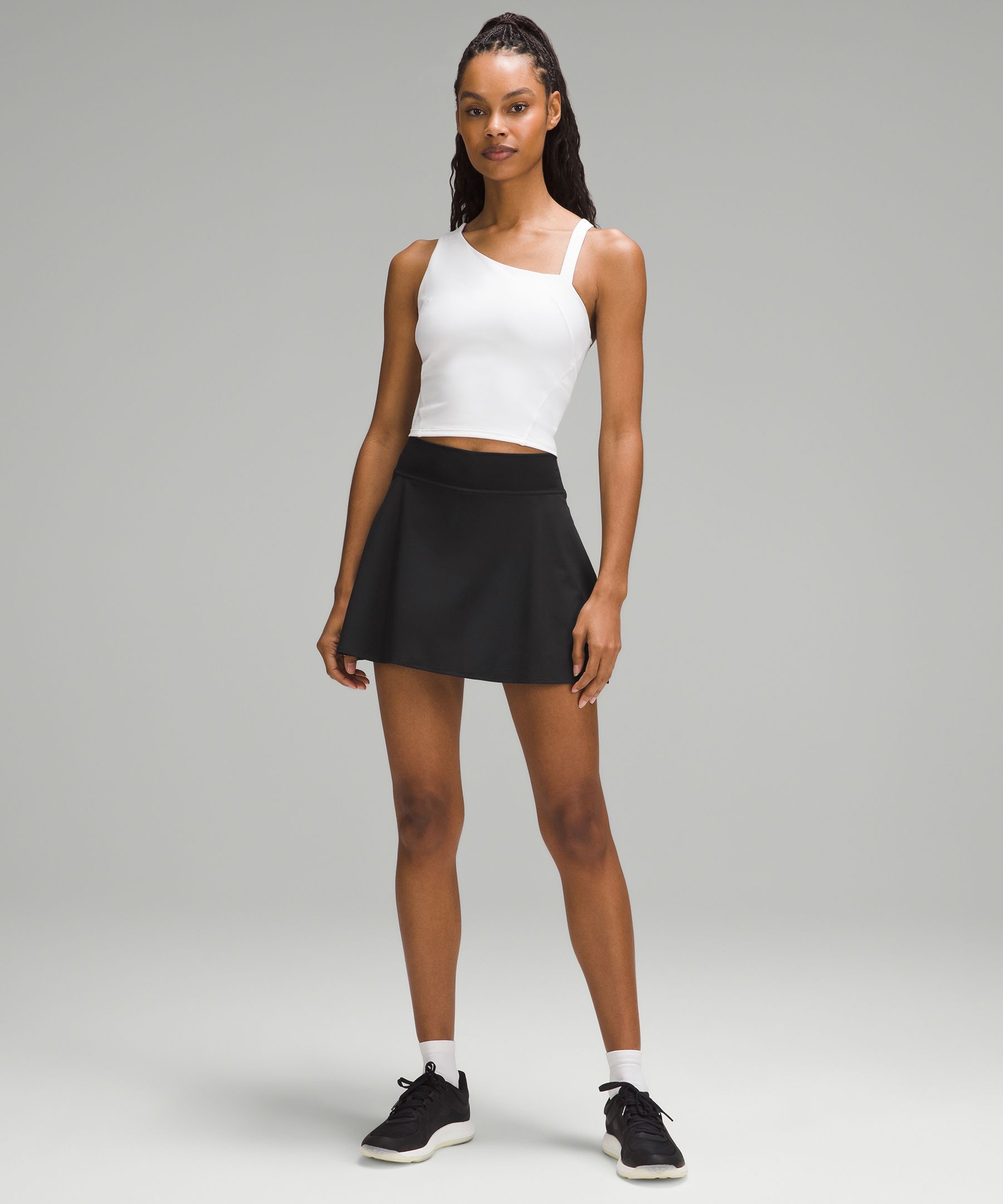 Casual athleisure style @SheaLeighMills  Tennis skirt outfit, Lululemon  outfits, Tennis skirt outfits