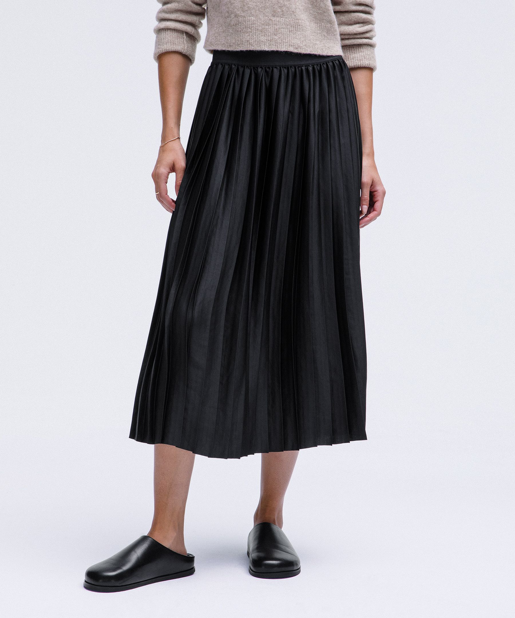 Missguided satin pleated midi skirt in black hotsell