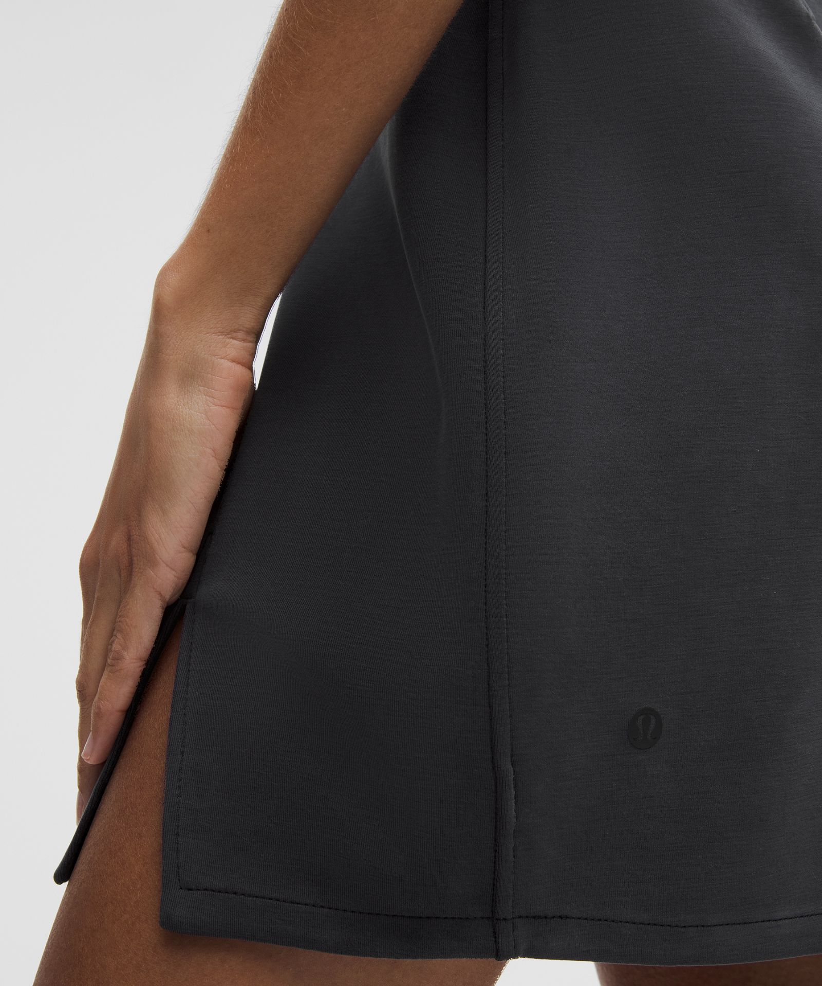 Женская мини-юбка Lululemon Softstreme High-Rise — фото 5