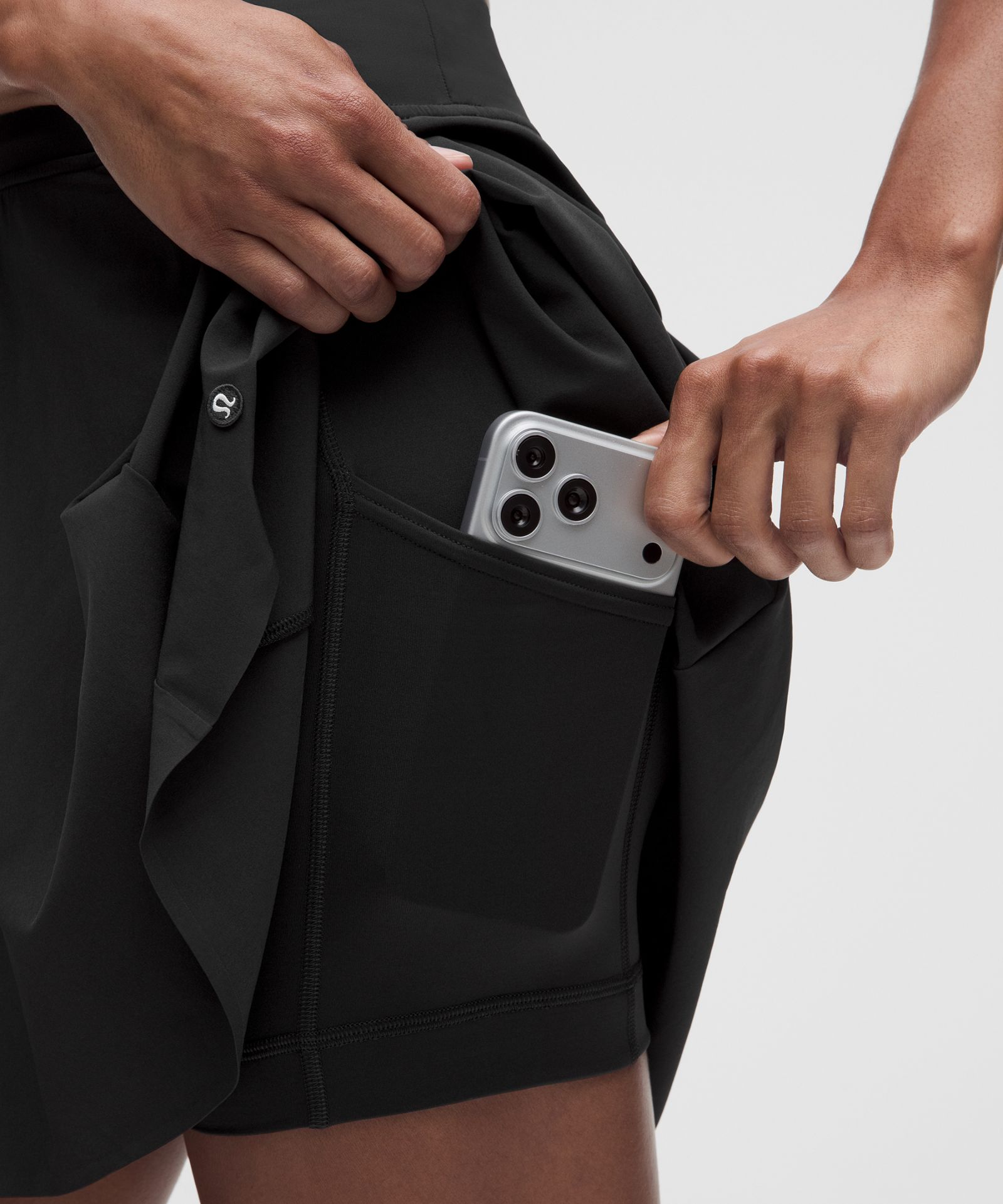 Женская теннисная юбка Lululemon A-Line Side-Pleat удлинённая — фото 7