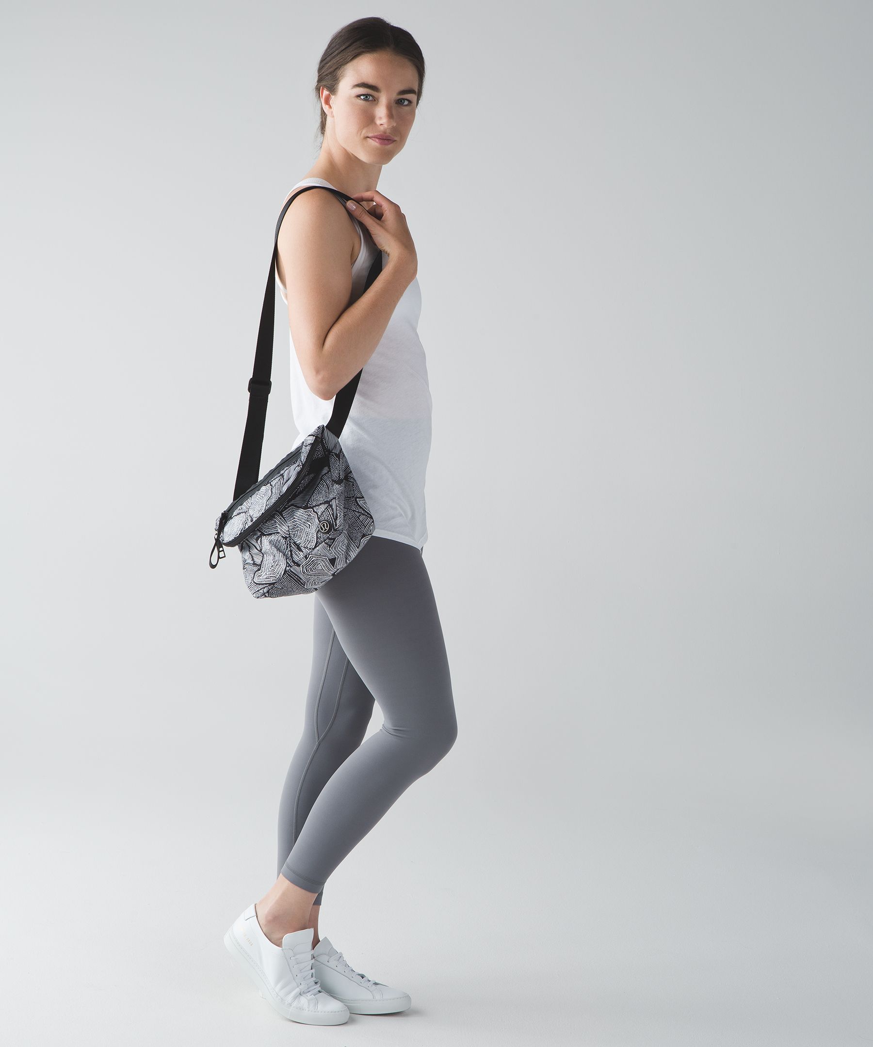 Dottie Tribe White Black