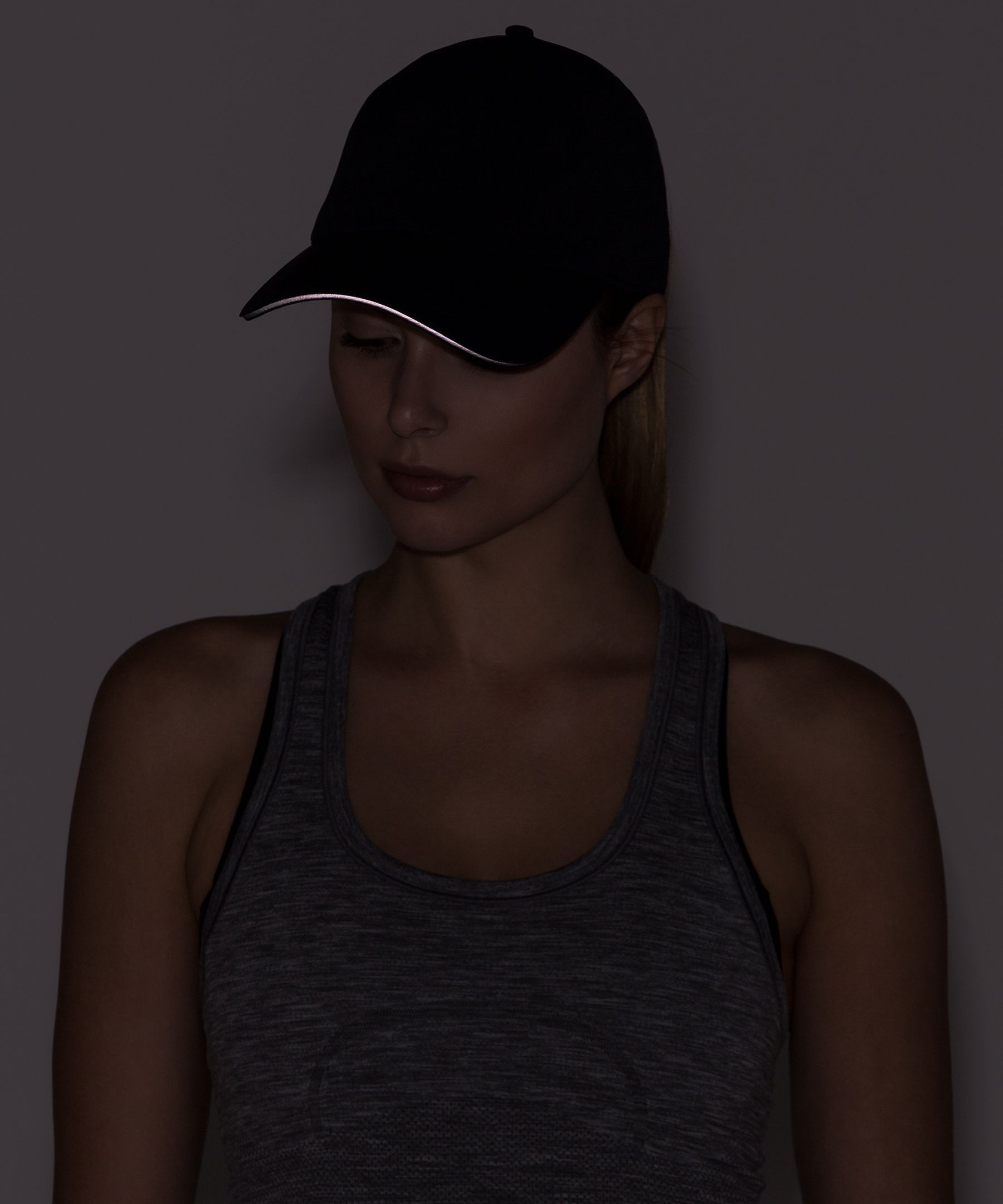 Lululemon baller hat ponytail deals