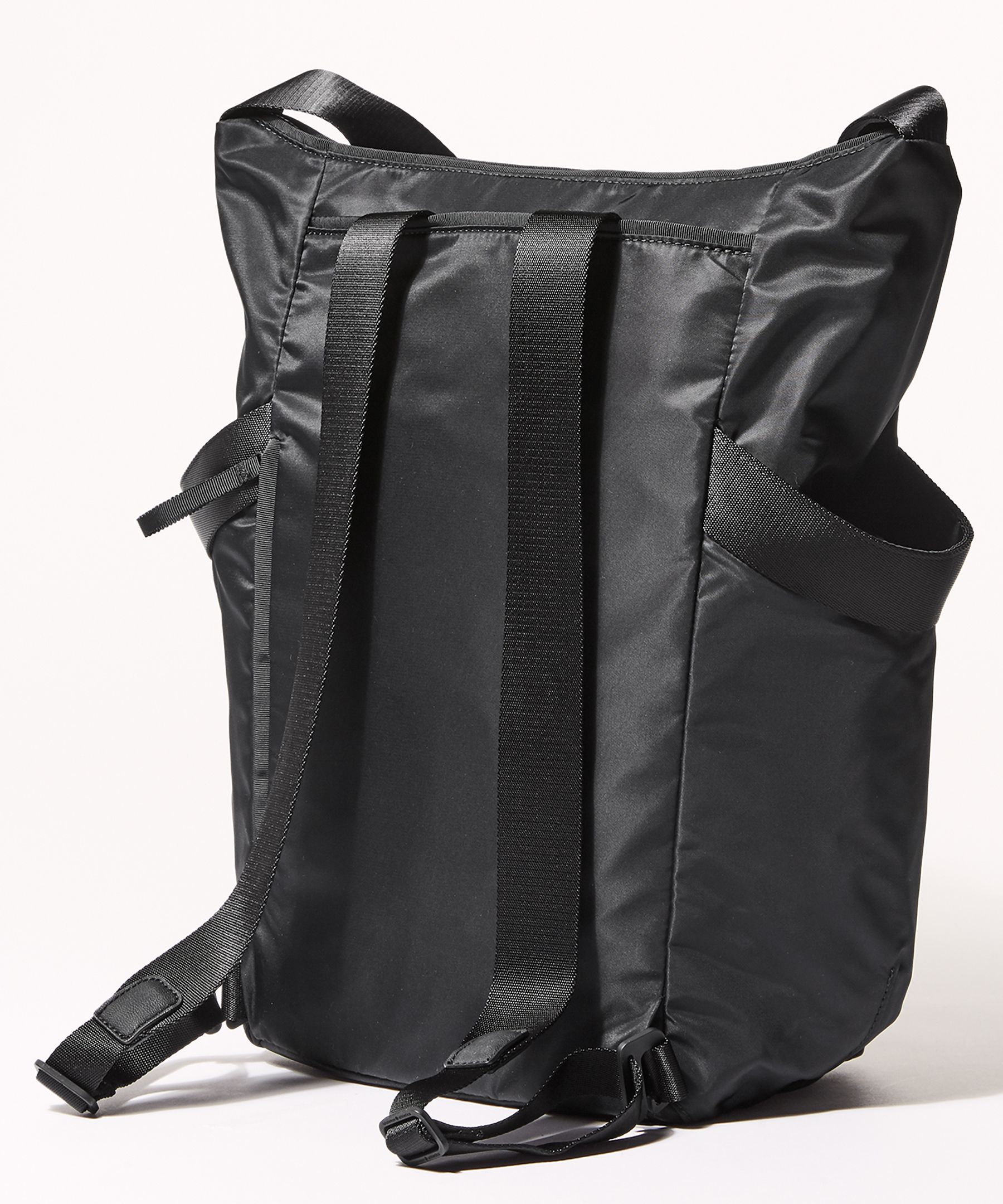 lululemon enroute bag Lululemon Enroute Bag Ii In Black