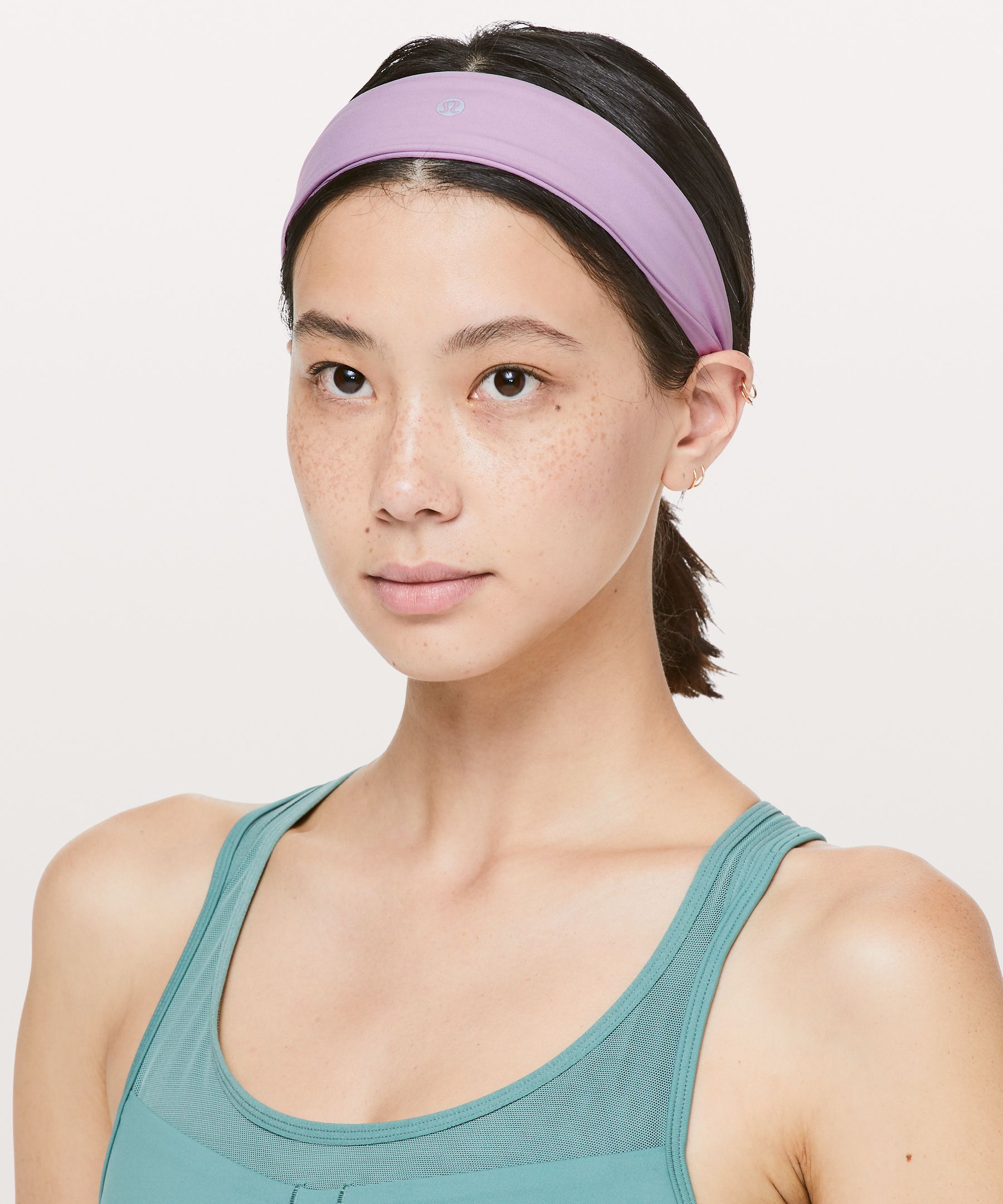  Lululemon Fly Away tamer Headband II : Clothing, Shoes & Jewelry