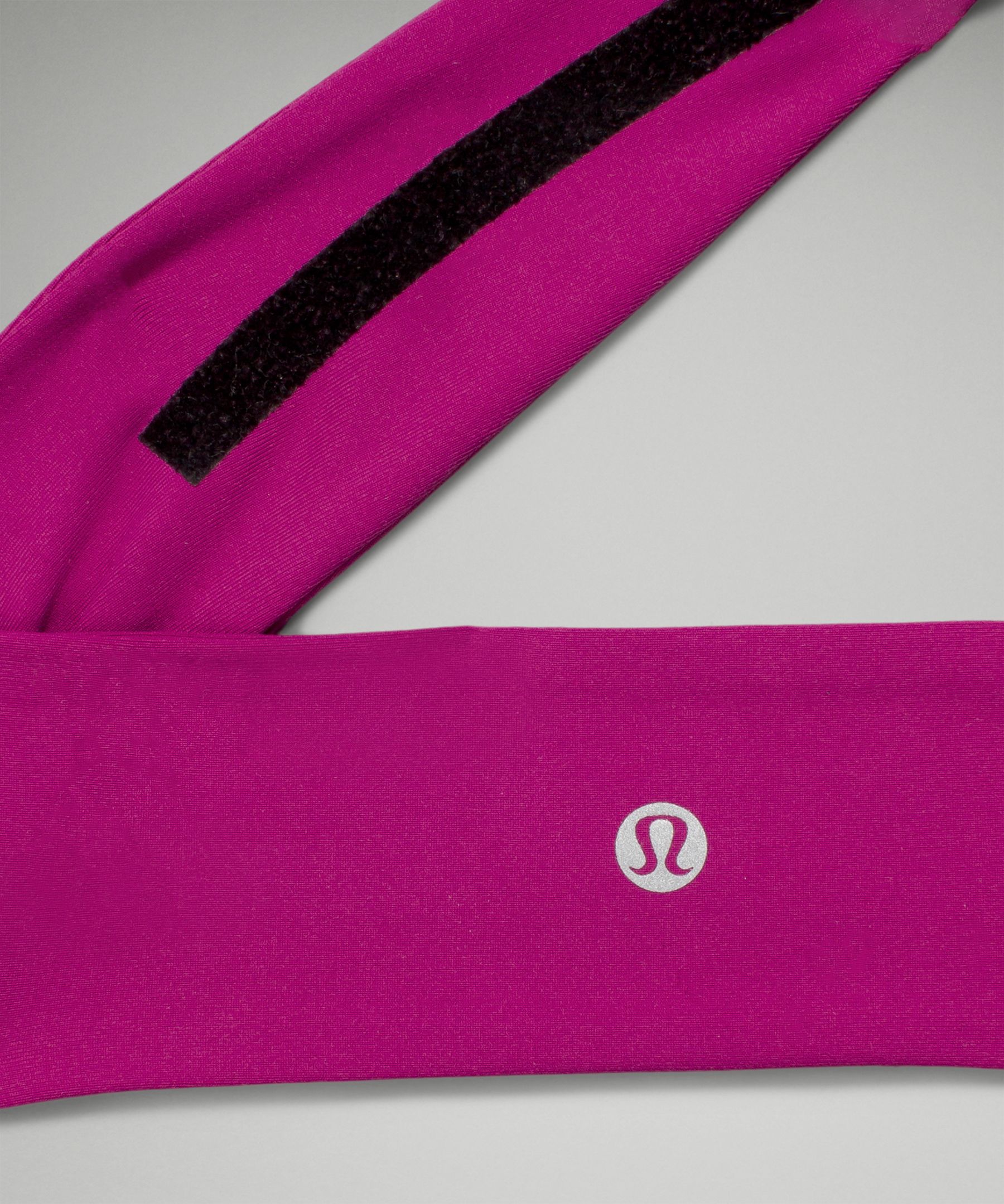  Lululemon Athletica Fly Away Tamer Headband Luxtreme (Pink Taupe)  : Clothing, Shoes & Jewelry