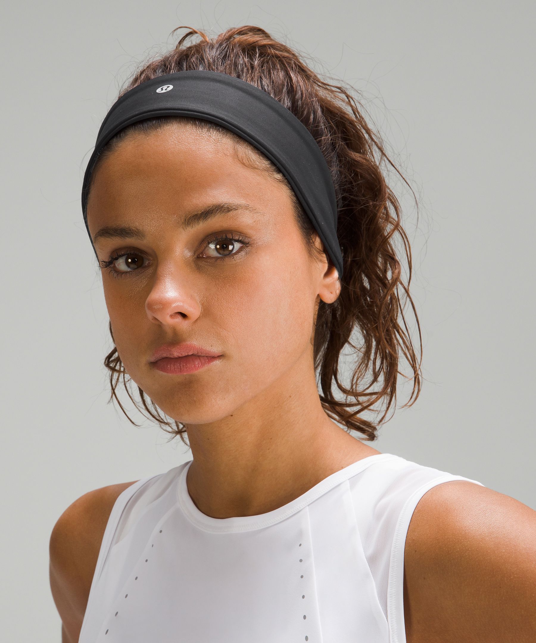 Lululemon athletica Women's Ribbed Nulu Twist-Front Headband, Hair  Accessories