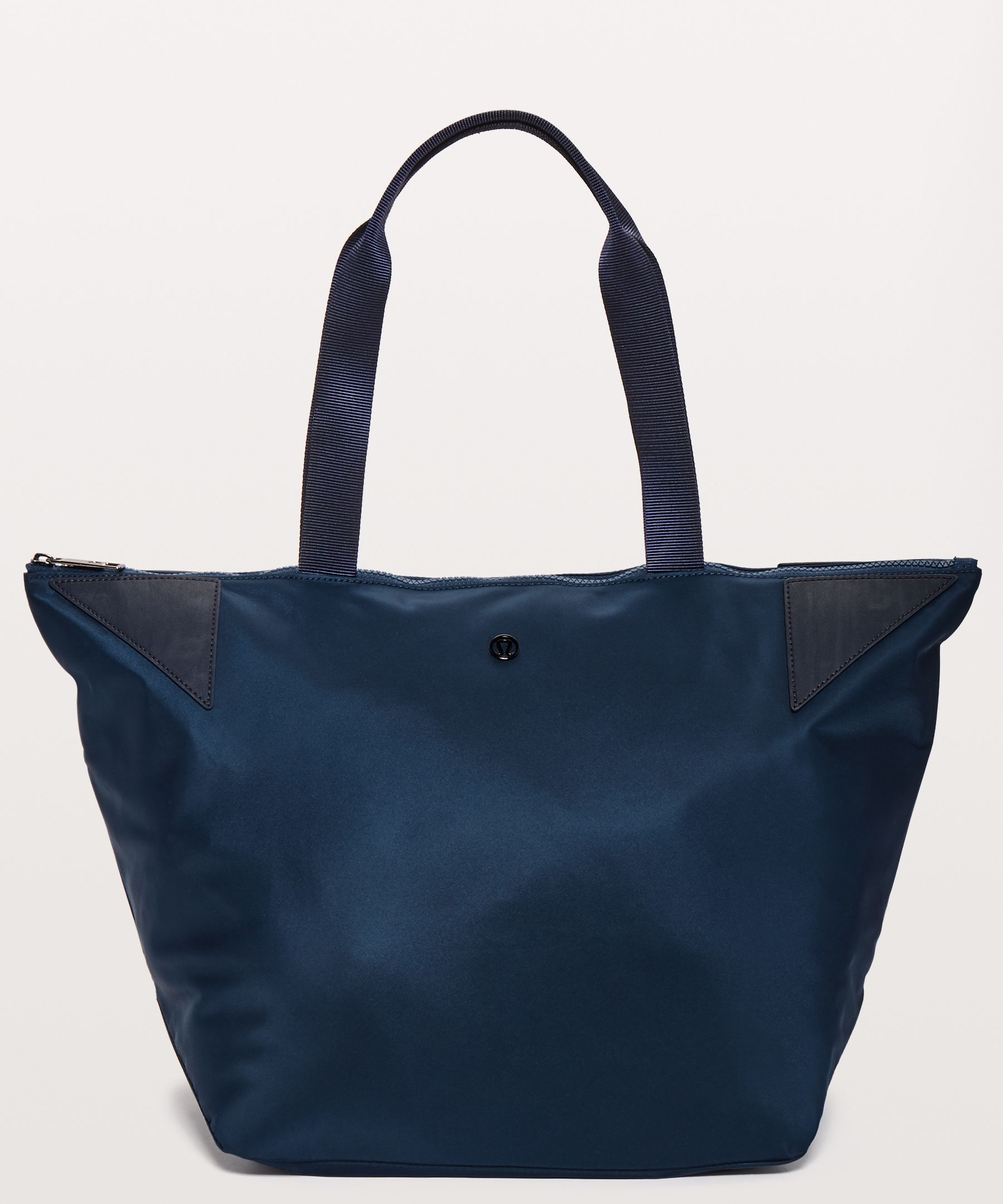 lululemon acute tote