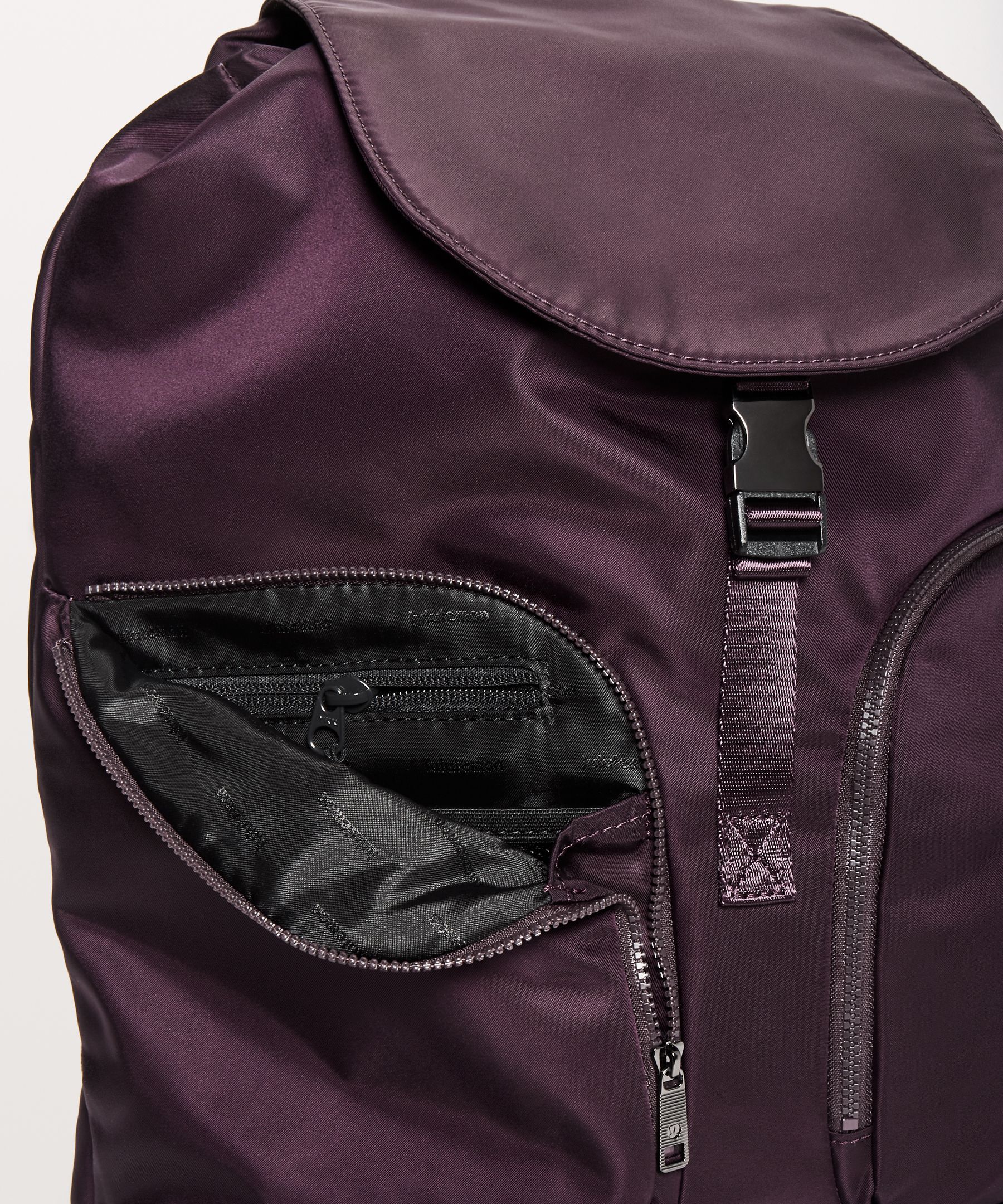 Carry on rucksack clearance lululemon