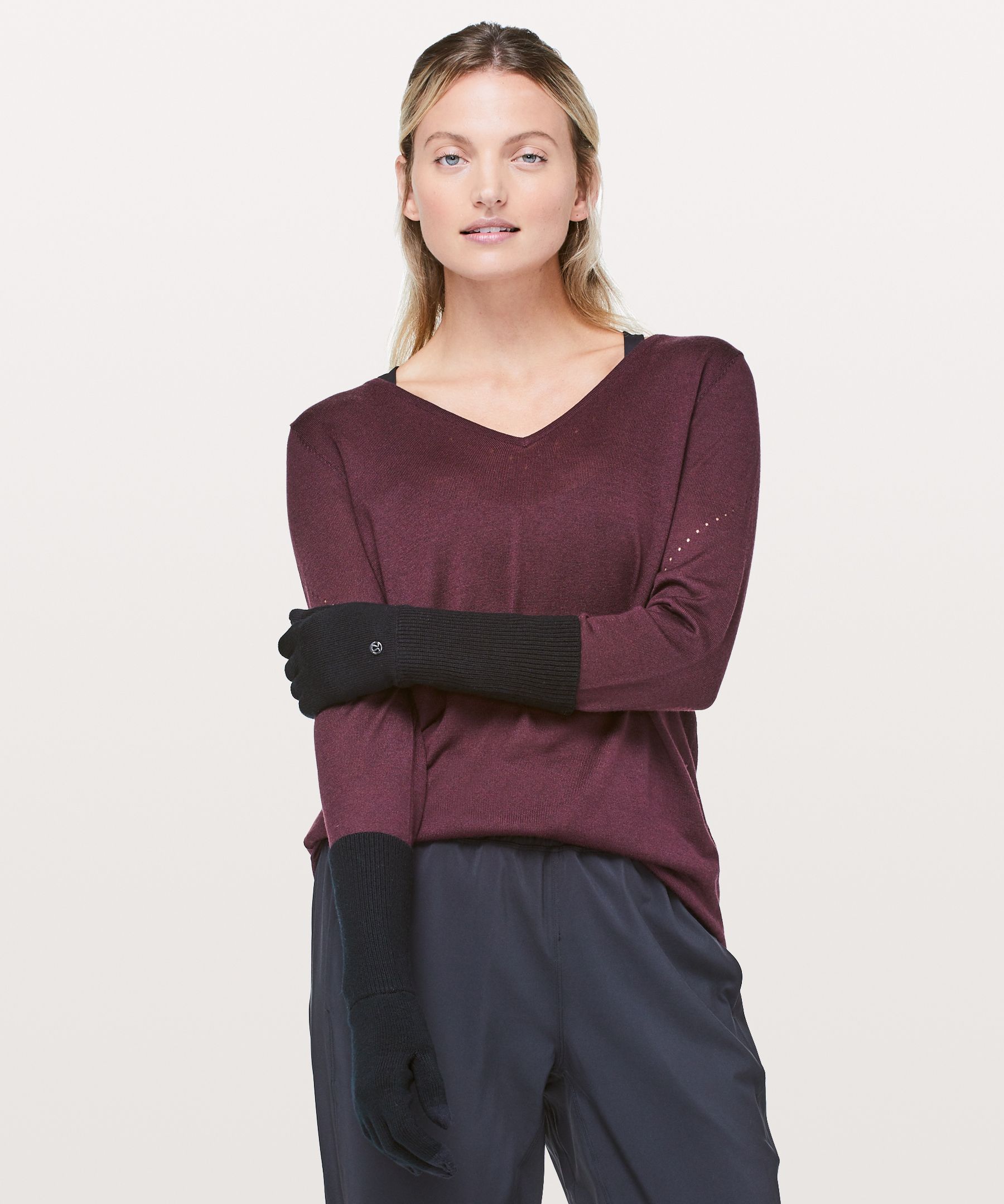 Photo of Scroll On Knit Gloves