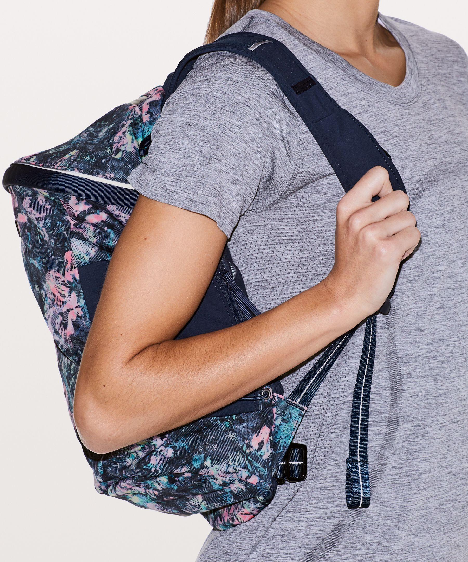 Lululemon run all day backpack ii best sale