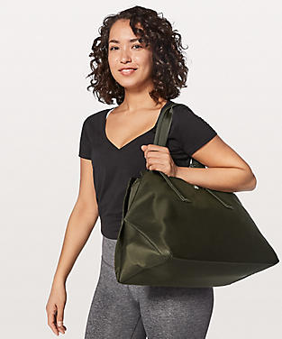 The Yoga Bag *14L | Women's Bags | lululemon athletica