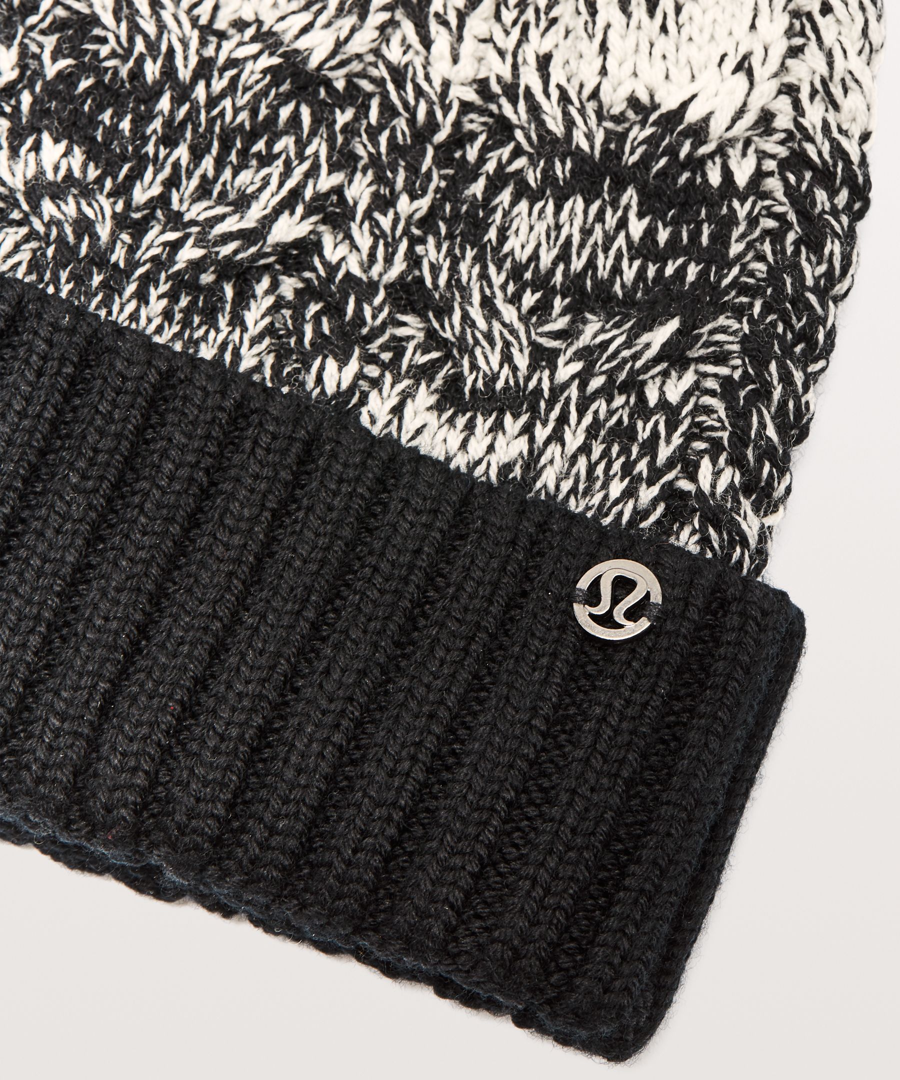 twisted bliss beanie