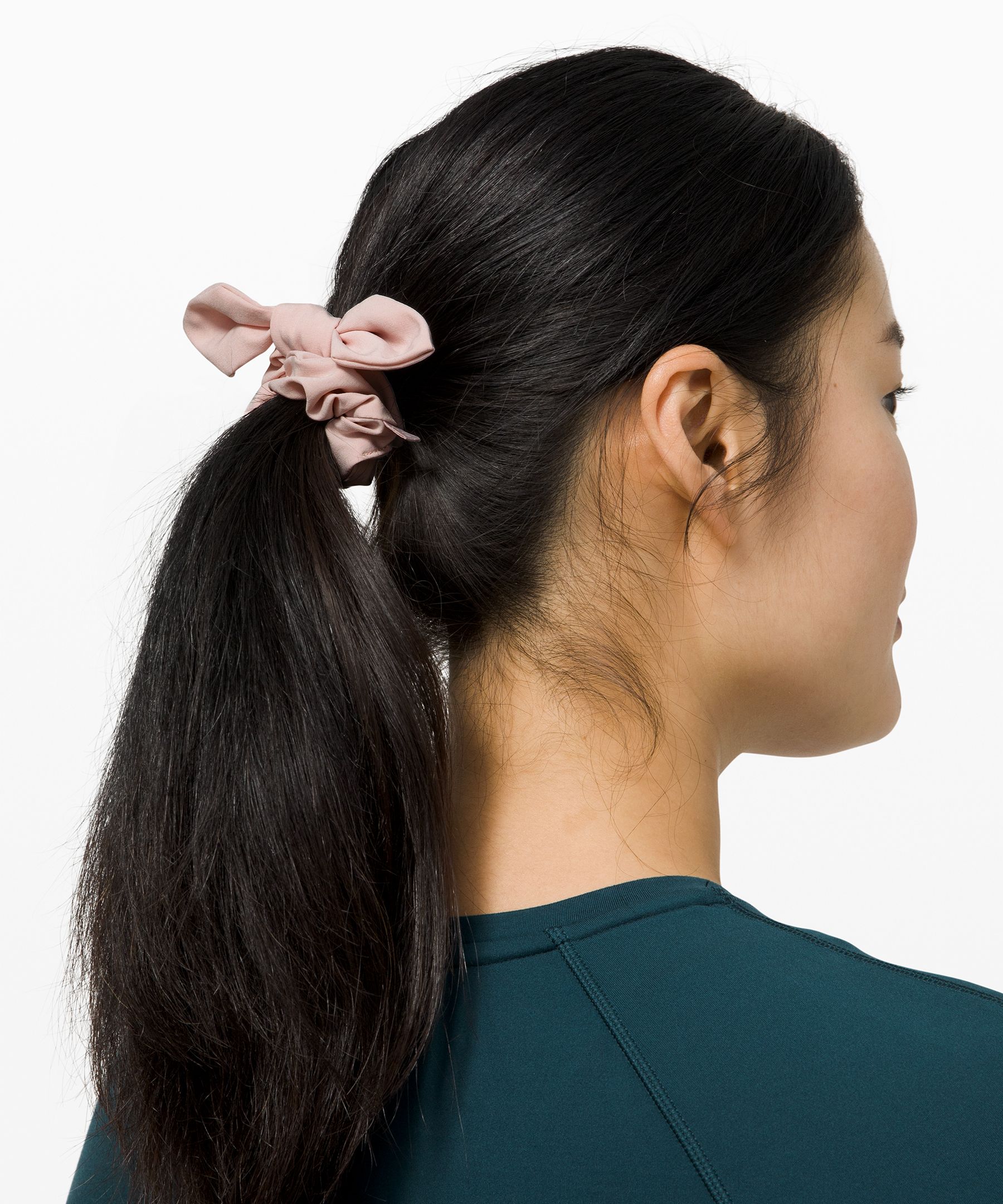 Uplifting Scrunchie *Bow