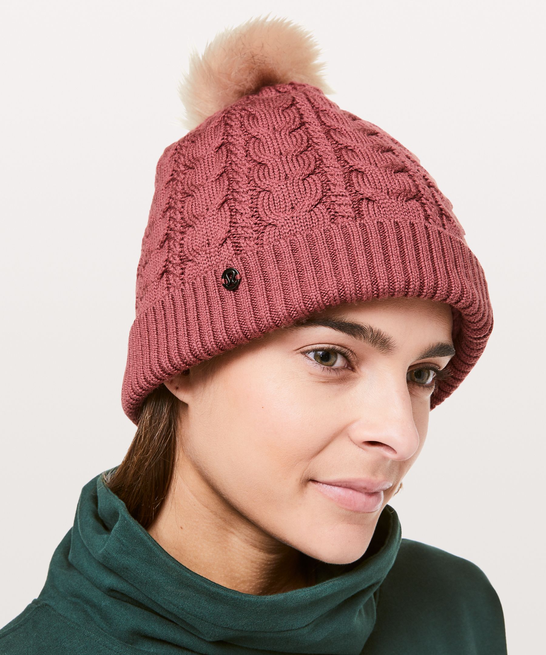 Lululemon pom hot sale pom hat