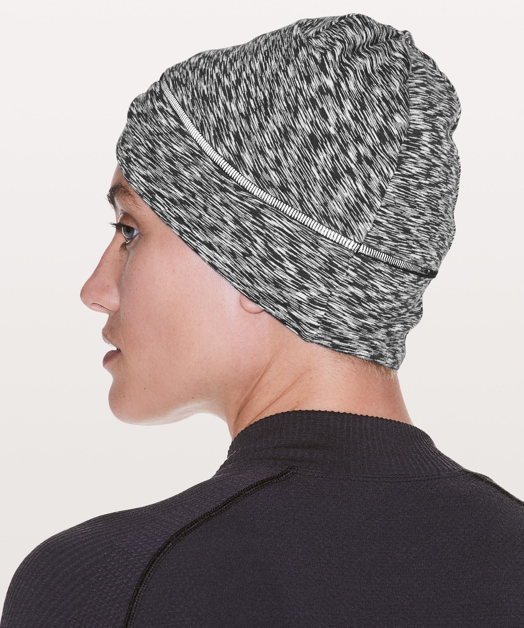 lululemon cross chill run beanie