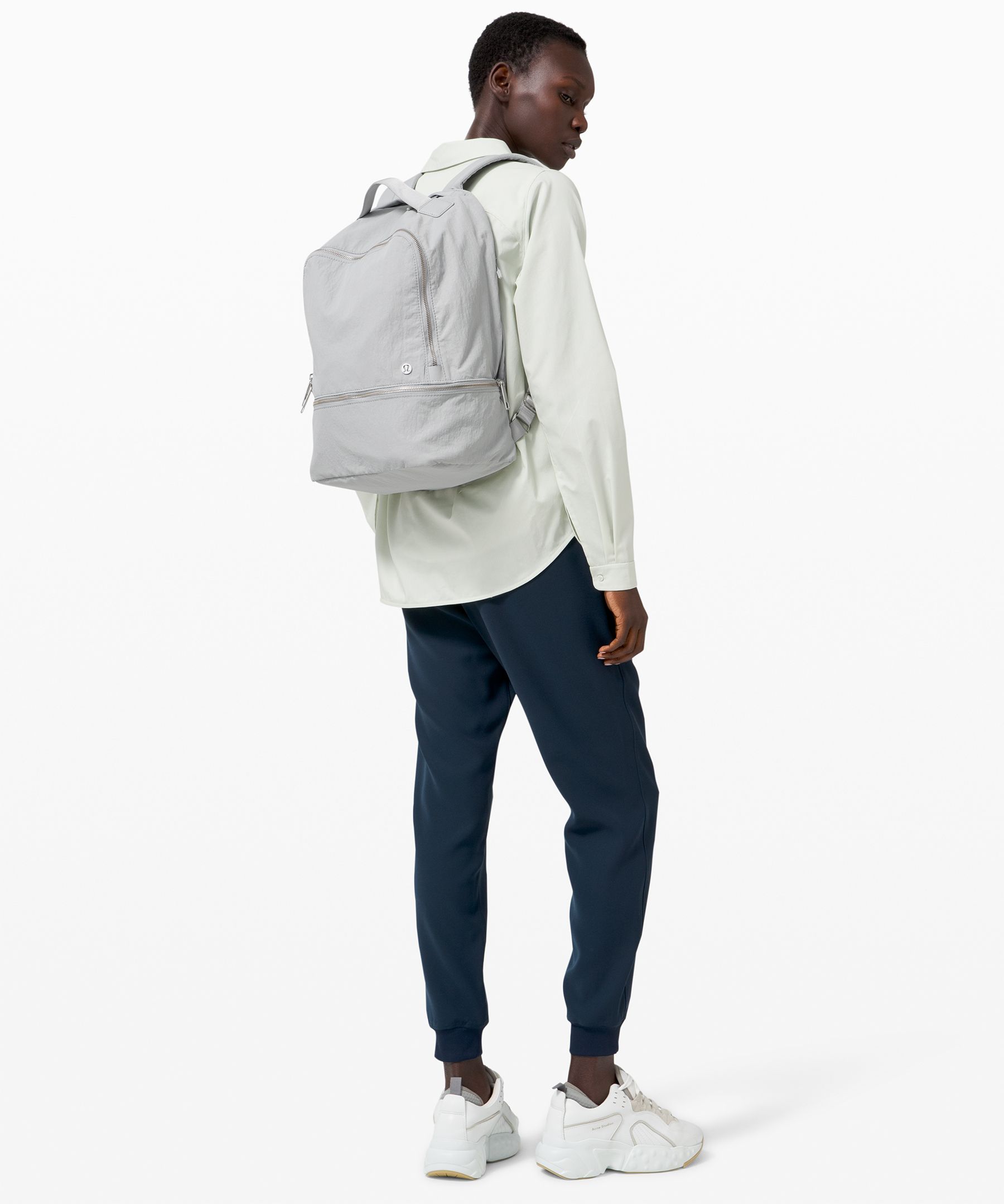 lululemon city adventurer backpack 17l