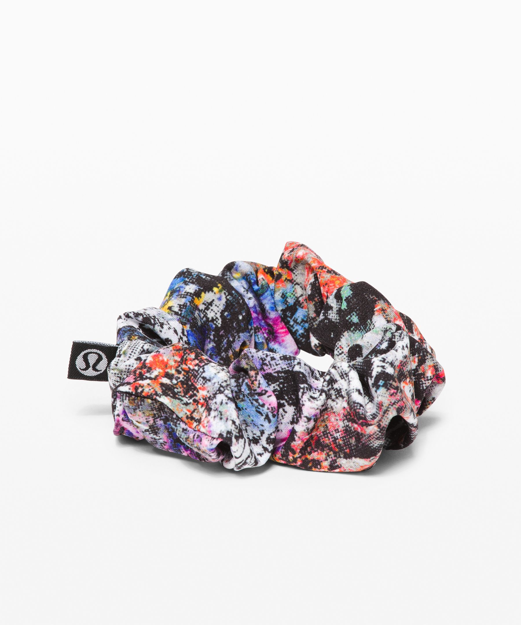 Vitalize Multi Uplifting Scrunchie