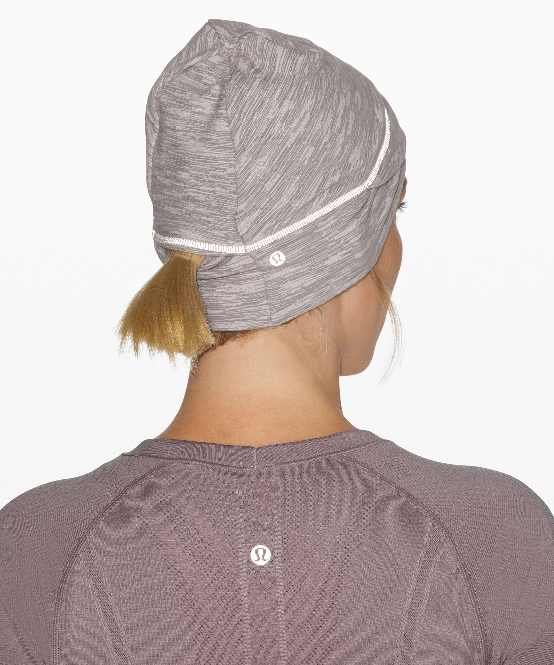 lululemon cross chill run beanie