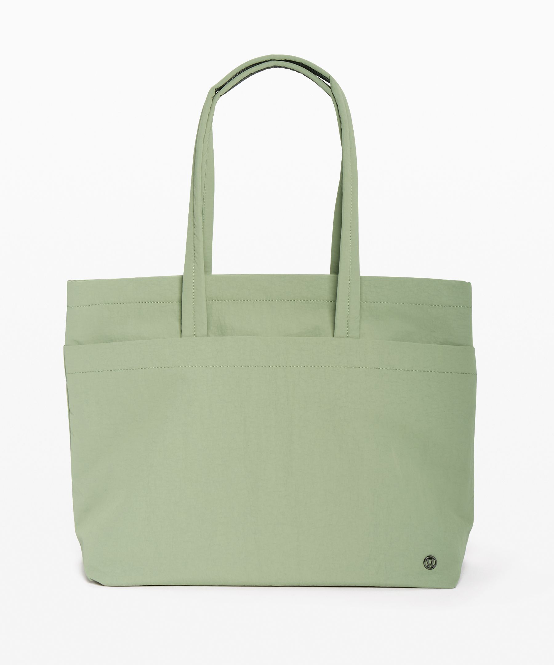 Lululemon On My Level Tote *large 15l In Desert Green