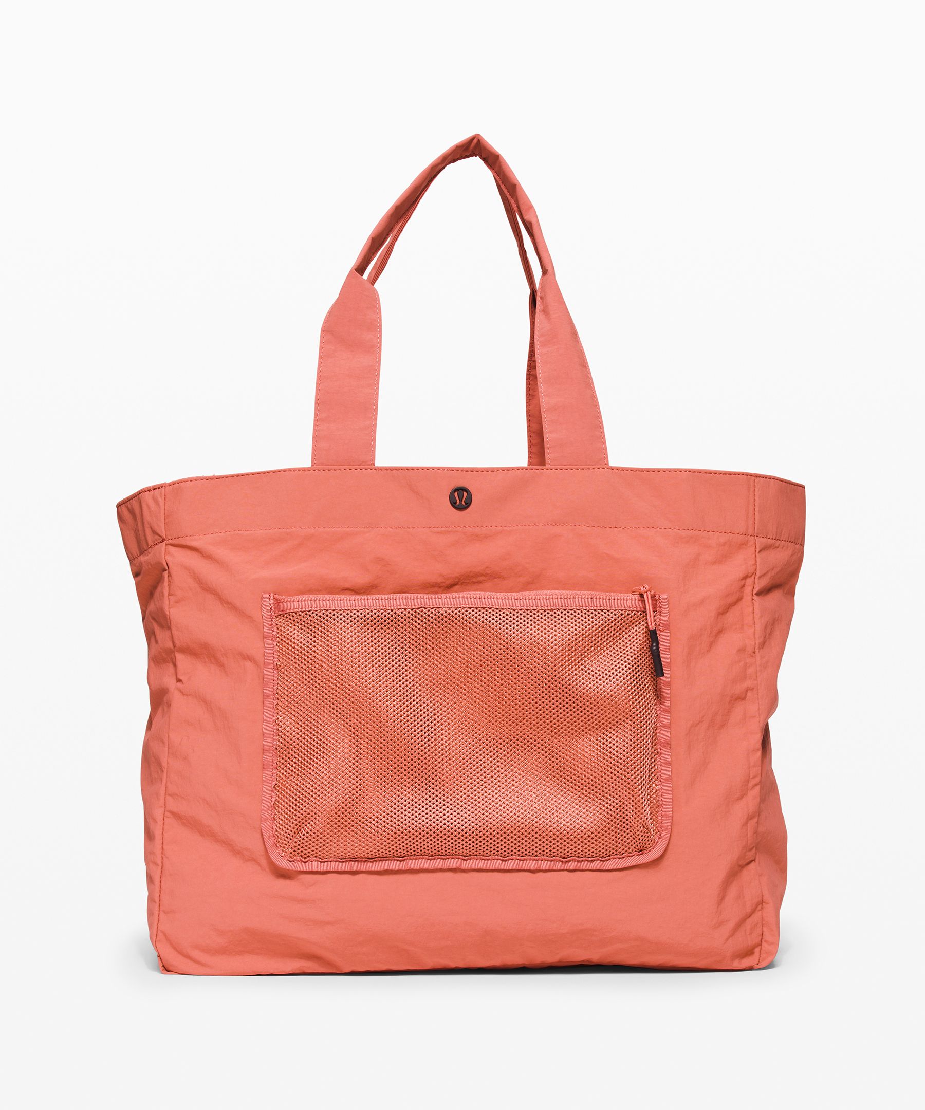 Lululemon pack 2025 the pocket tote