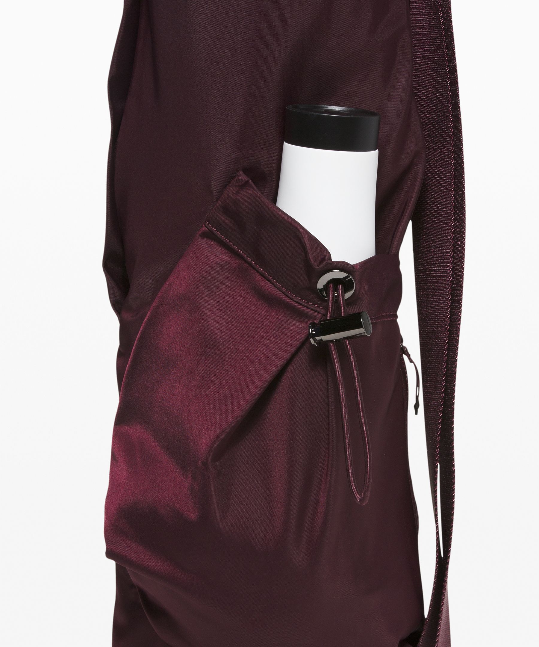 NWT Lululemon The Yoga Mat Carrier Bag Adjustable Strap Burgundy CSSI SOLD  OUT