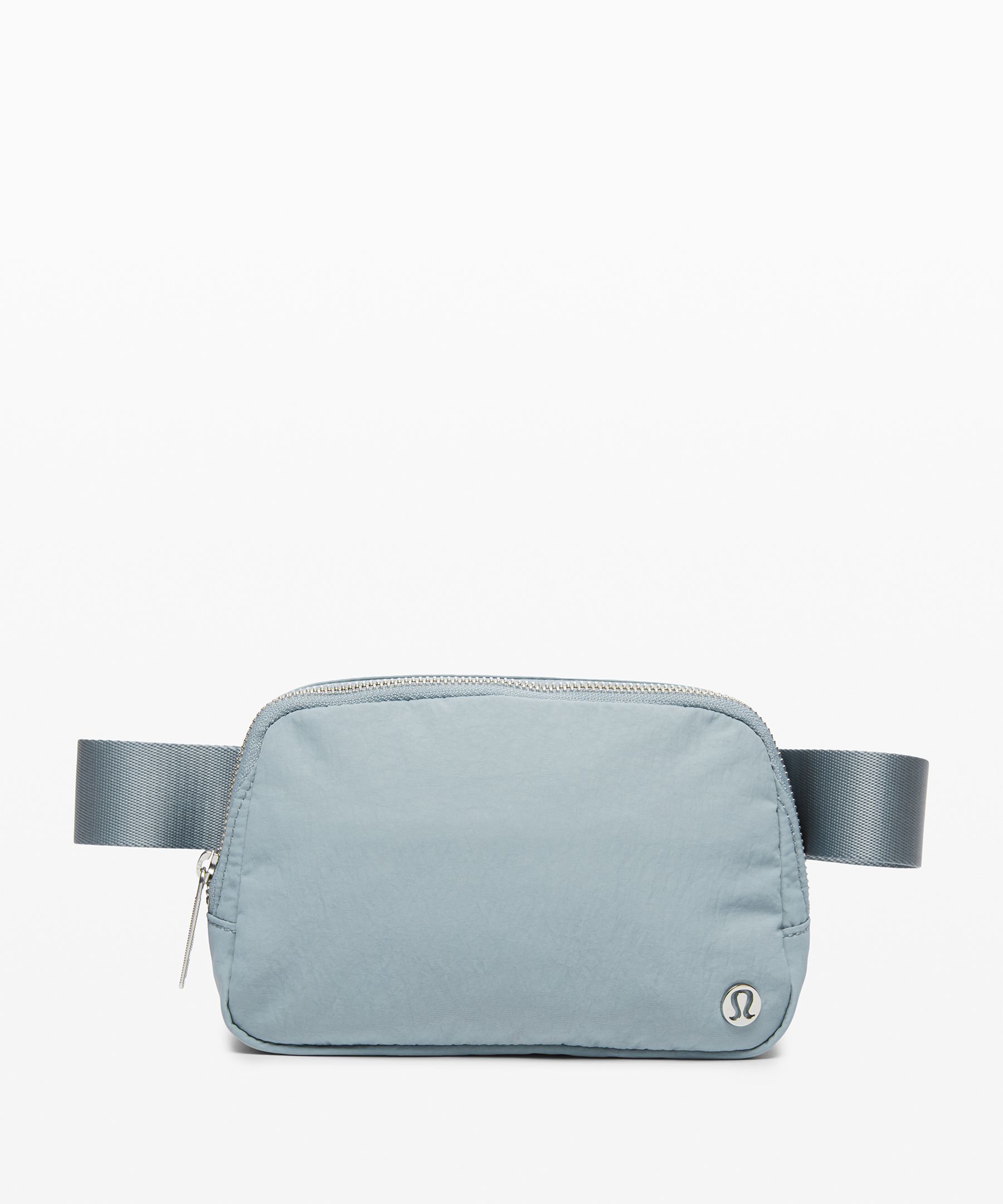 The 5 best Lululemon Everywhere Belt Bag dupes available now