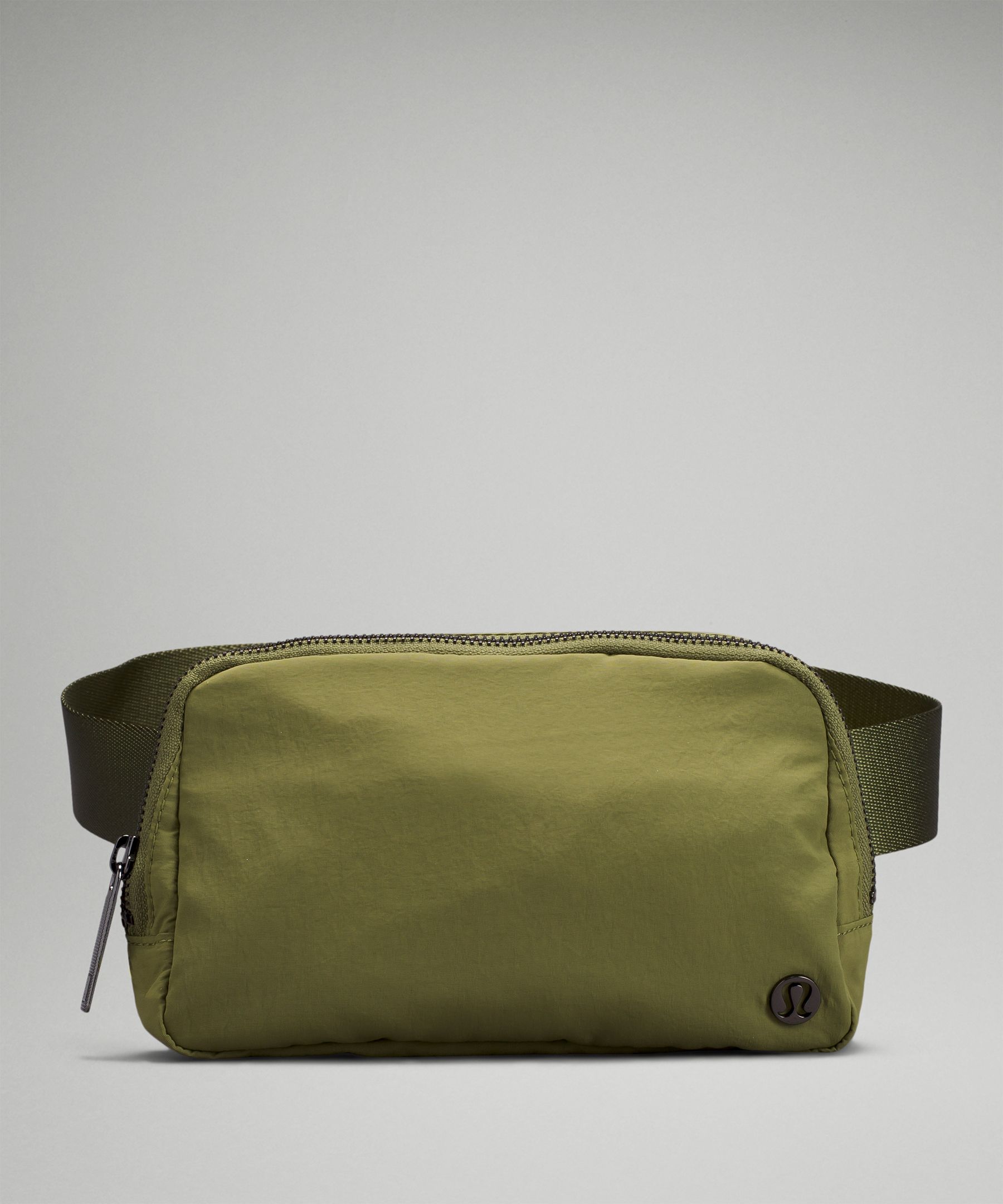 Lululemon Everywhere Belt Bag In Green