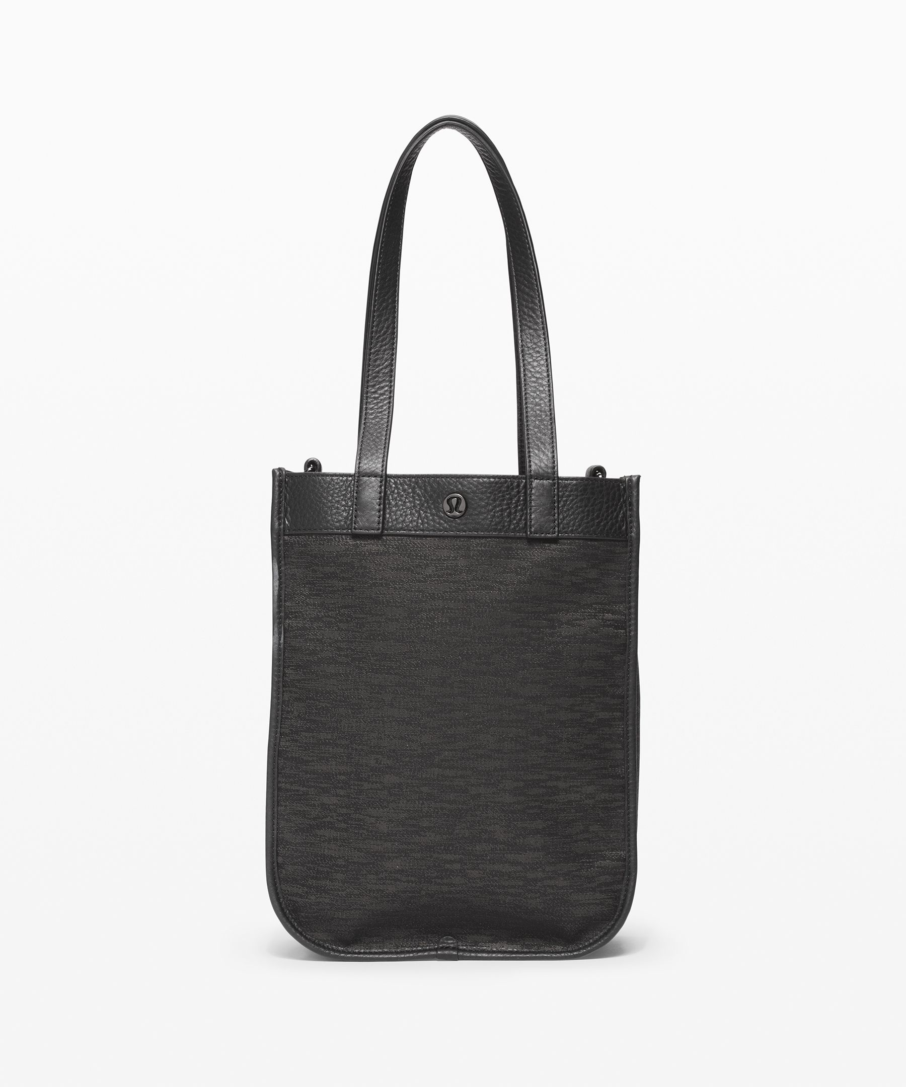 lululemon the fundamental tote