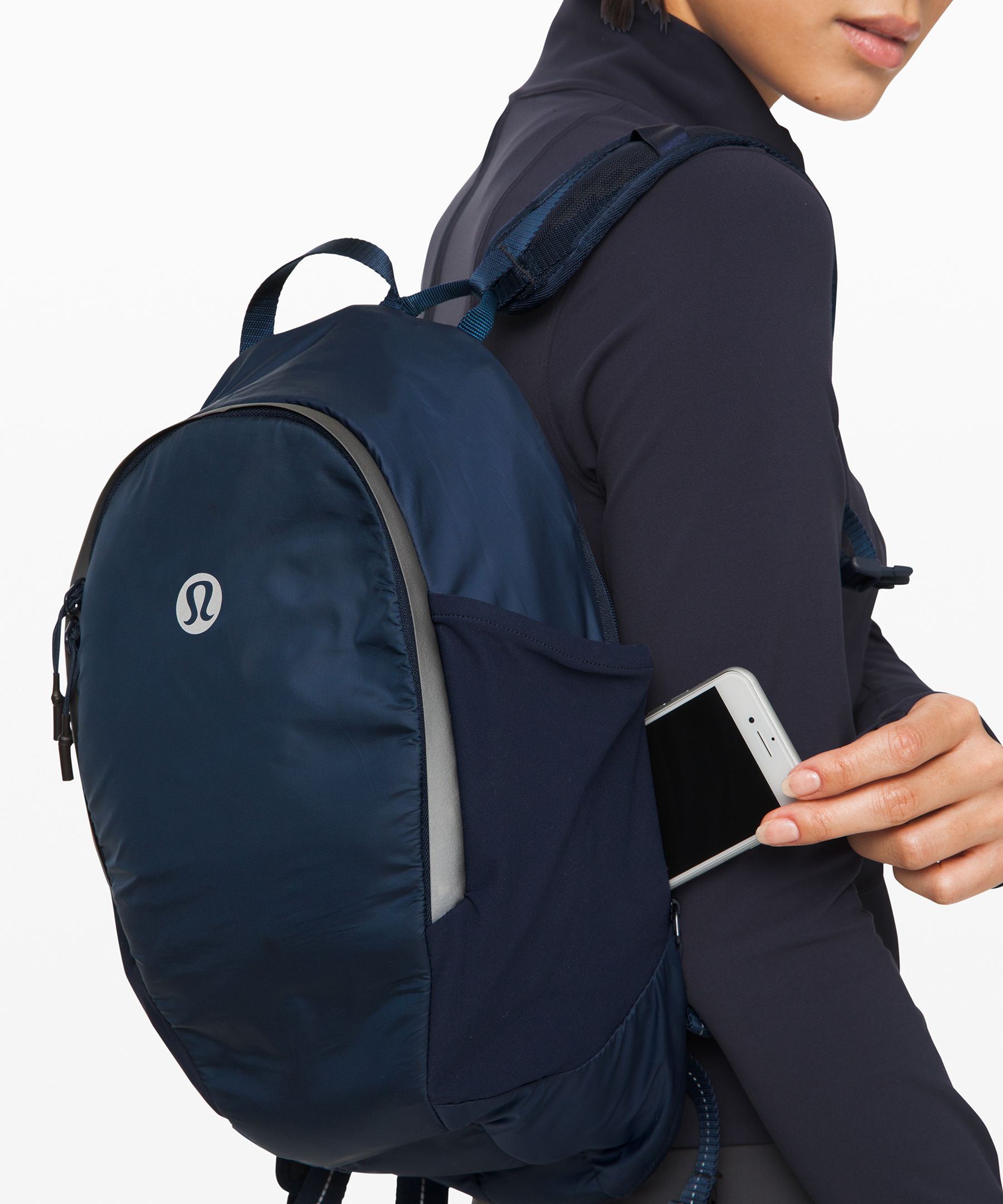 Fast and free backpack lululemon best sale