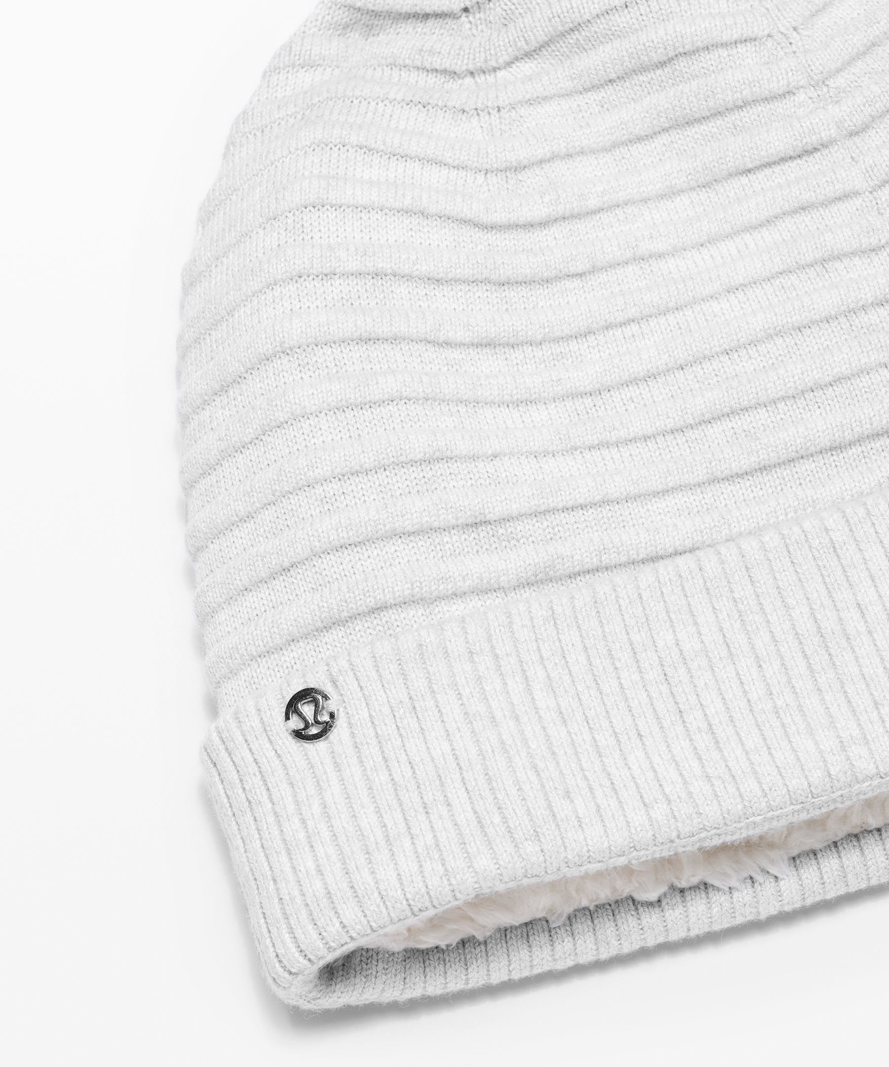 lululemon sweet and sherpa beanie