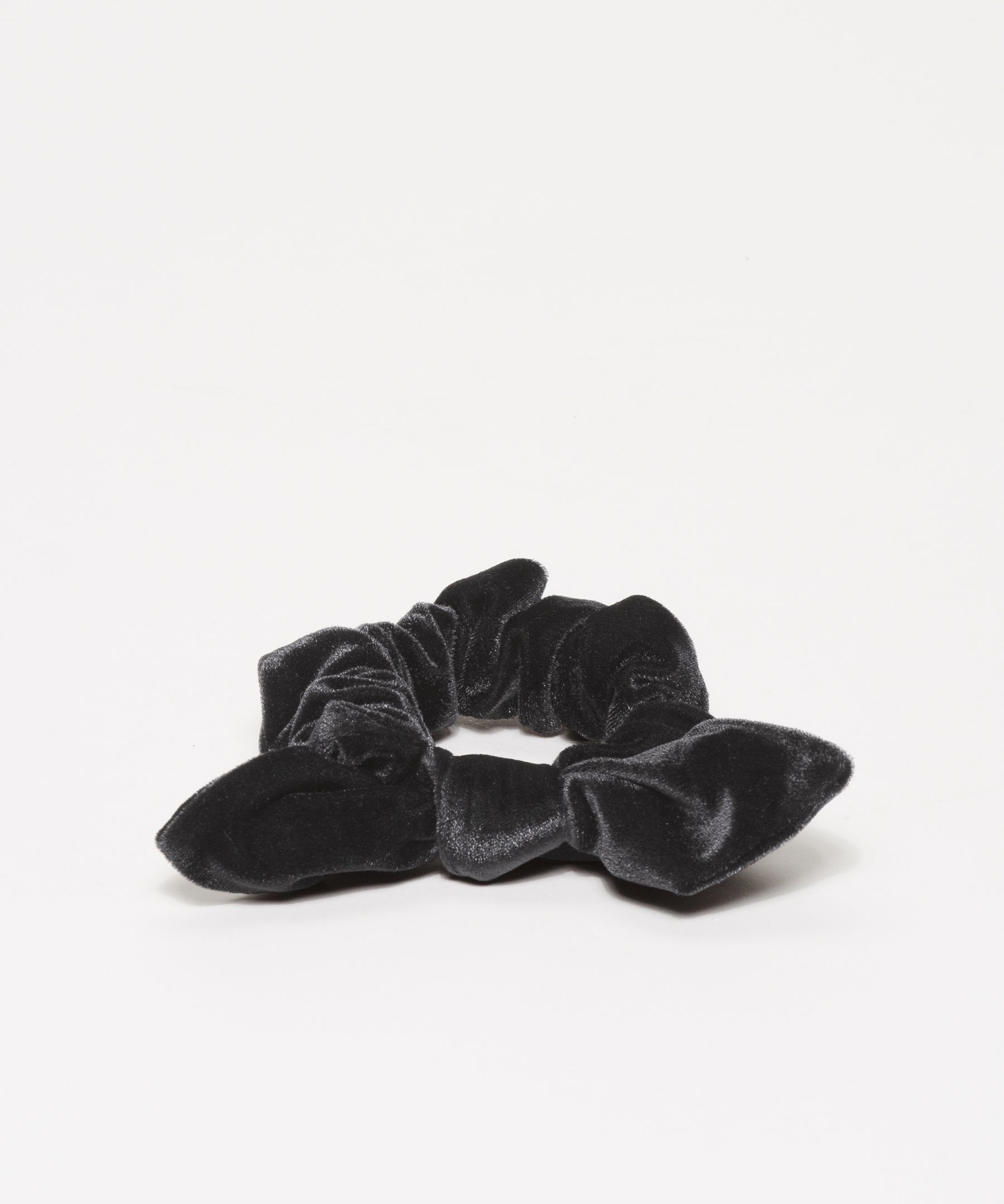 Lululemon Uplifting Velvet Bow Scrunchie In Black