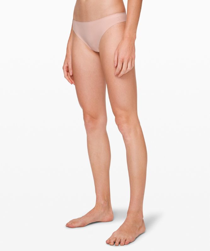 Smooth Seamless Low-Rise Thong Underwear