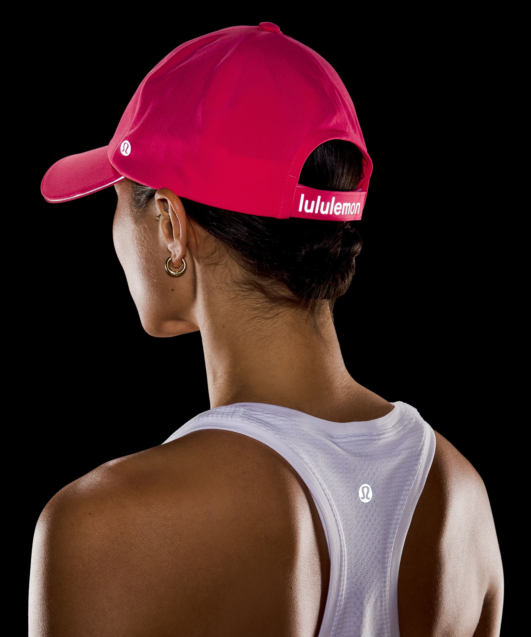 Hat Lululemon Pink size 7⅛ UK - US in Polyester - 31171779