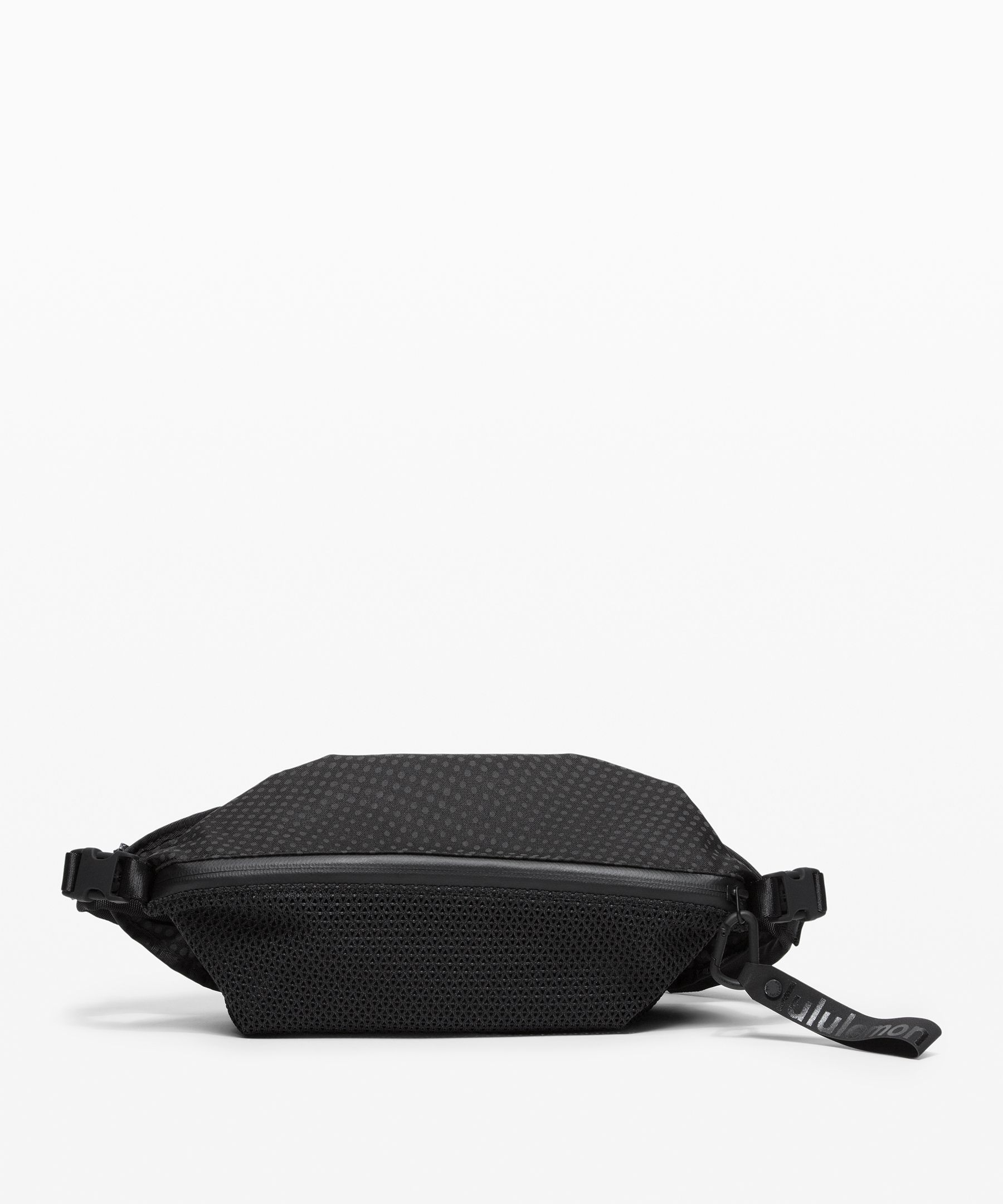 black friday backpack deals osprey Osprey Daylight Hiking Backpack Black 18x12 Hydration (No Bladder)