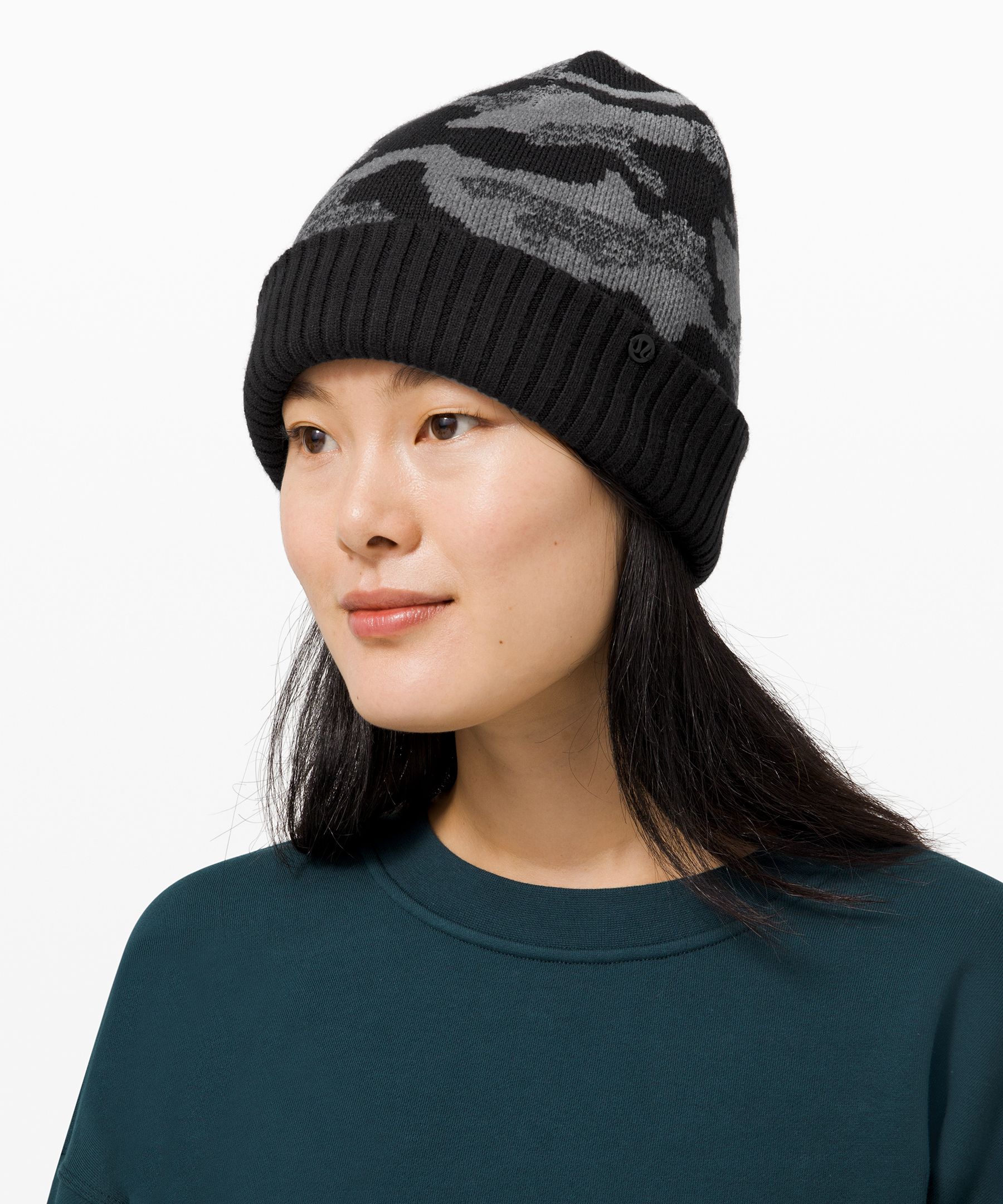 lululemon black beanie