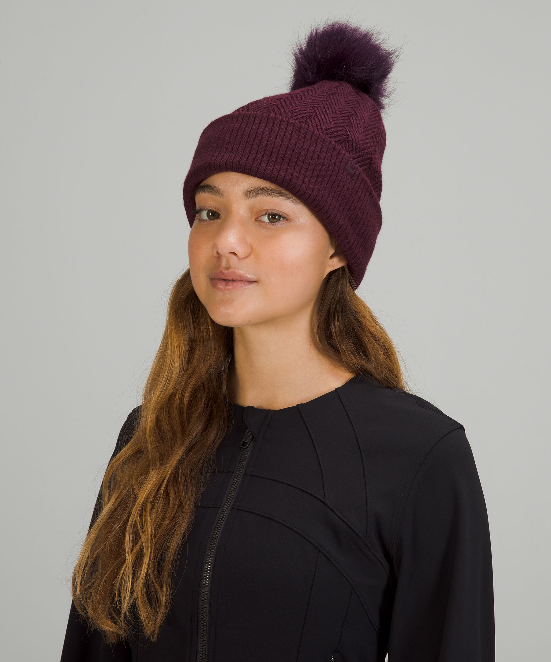 Lululemon toque with pom 2024 pom