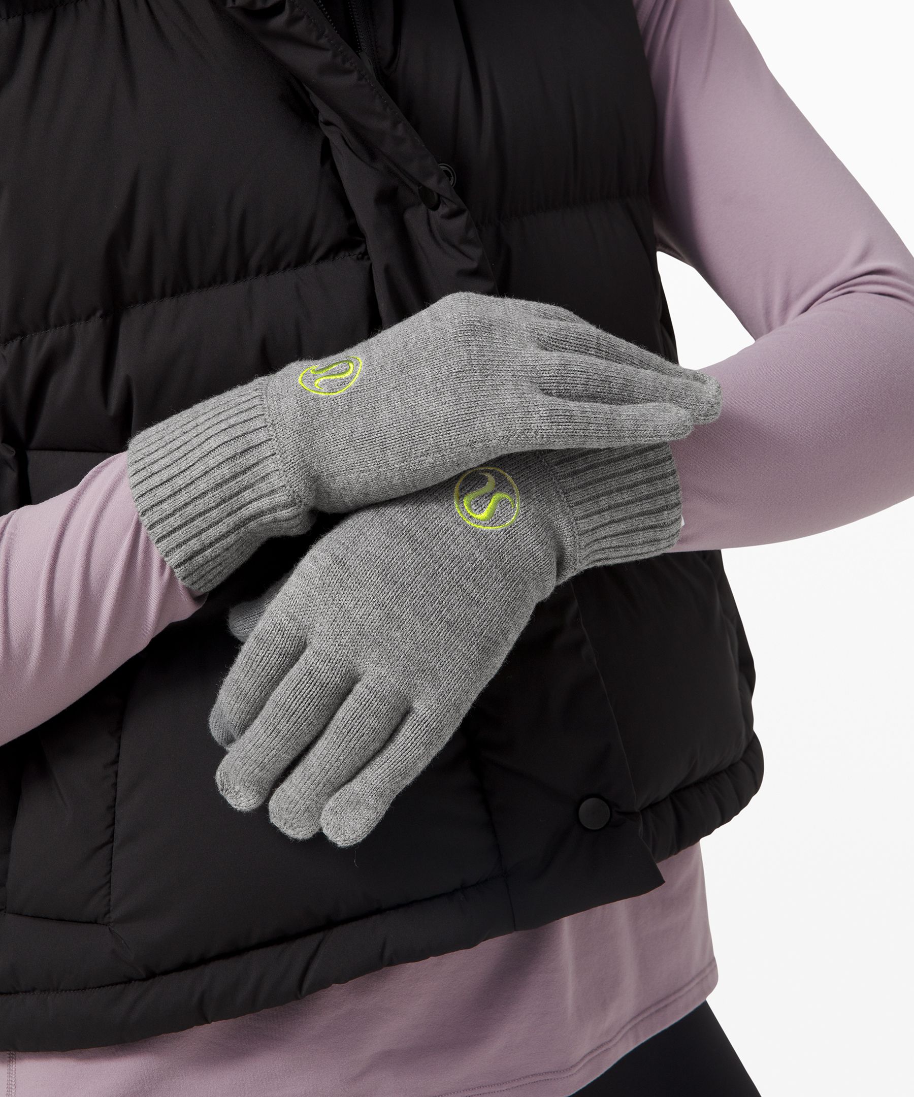 Warm Revelation Gloves *Tech Lululemon HK