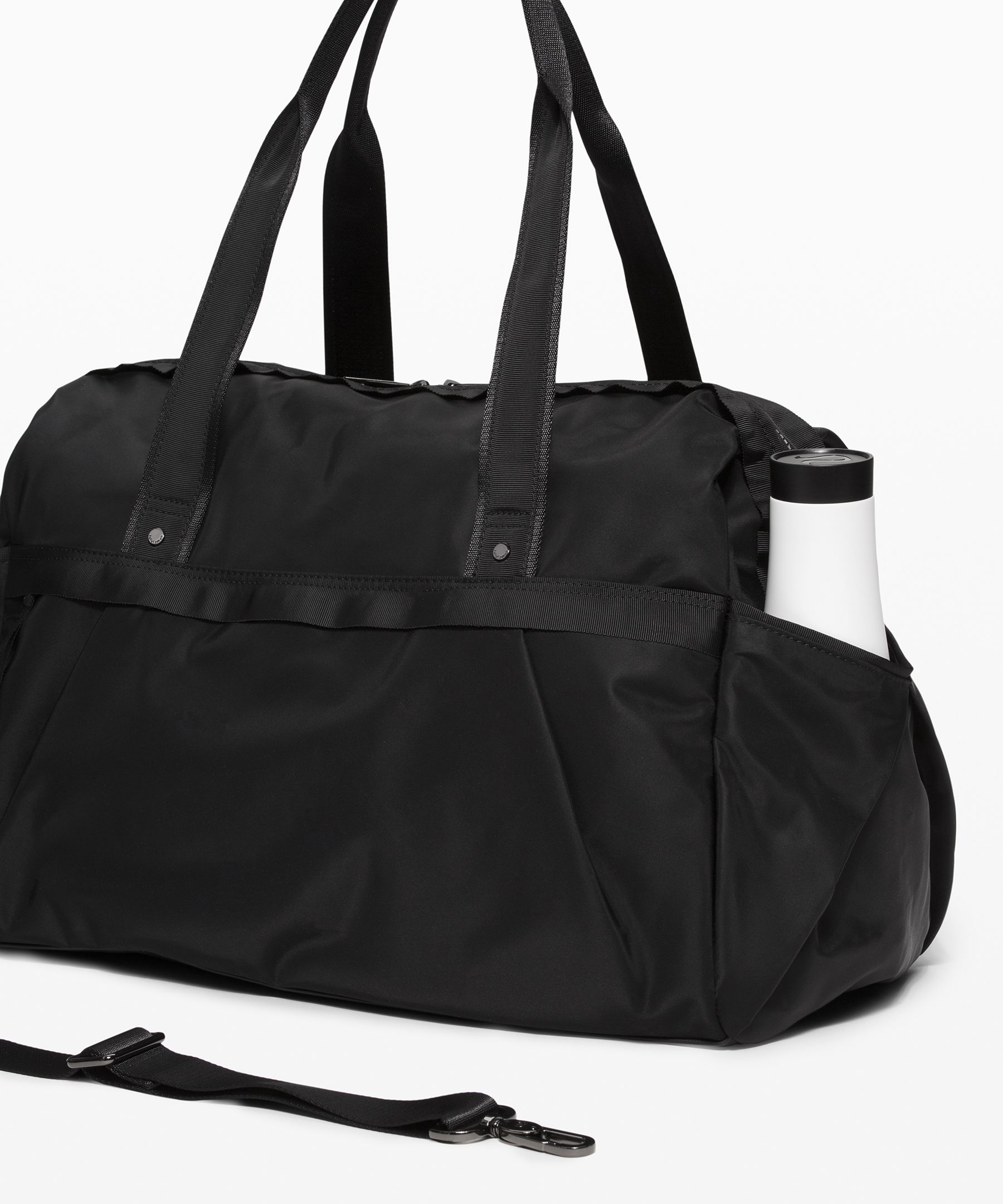 Lululemon duffel hot sale