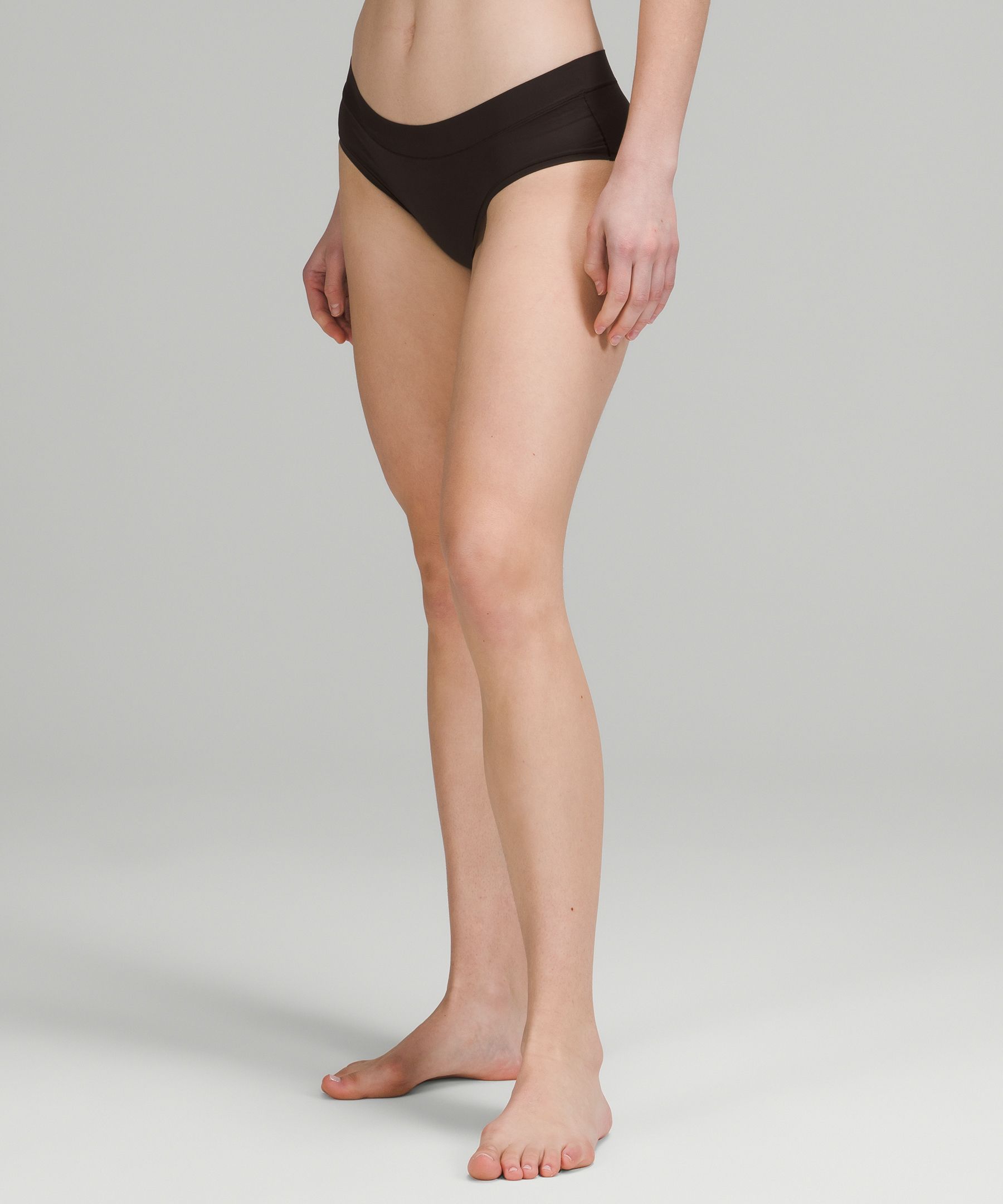UnderEase Mid-Rise Thong Underwear Women's Underwear Crescendo Speckle  White Black