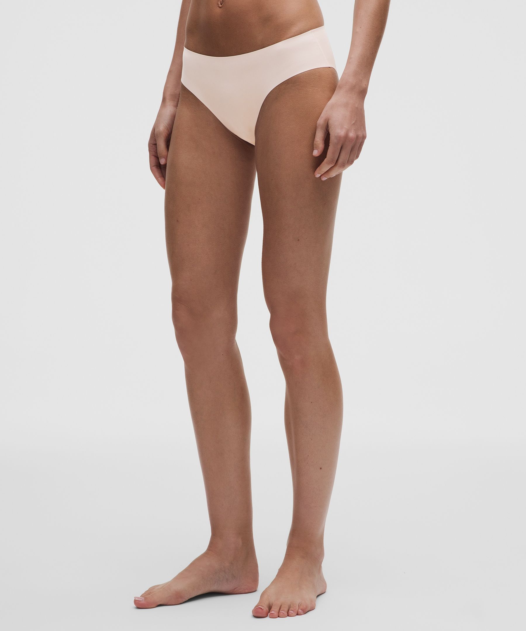 Braga InvisiWear de corte bikini de talle medio, pack de 3