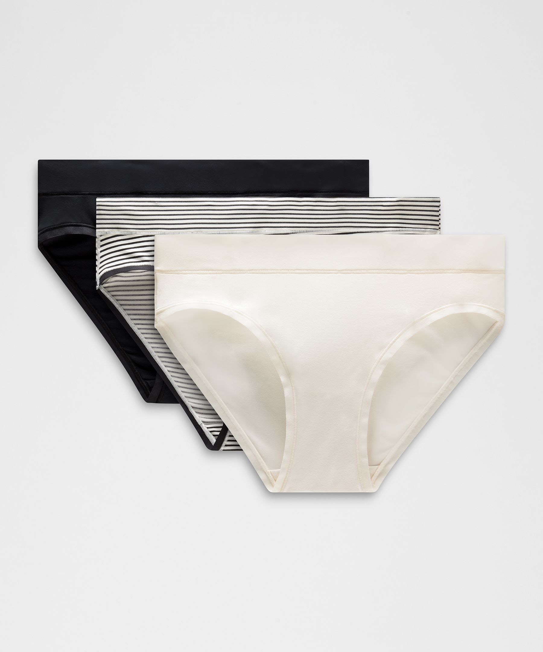 UnderEase Mid-Rise Bikini Underwear *3 Pack