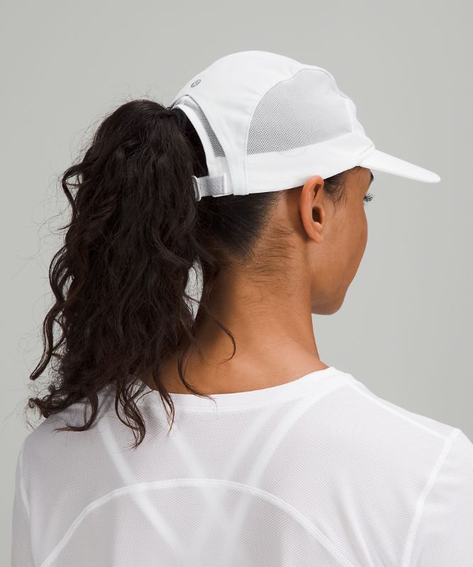 Women's Fast and Free Running Hat Elite *Online Only