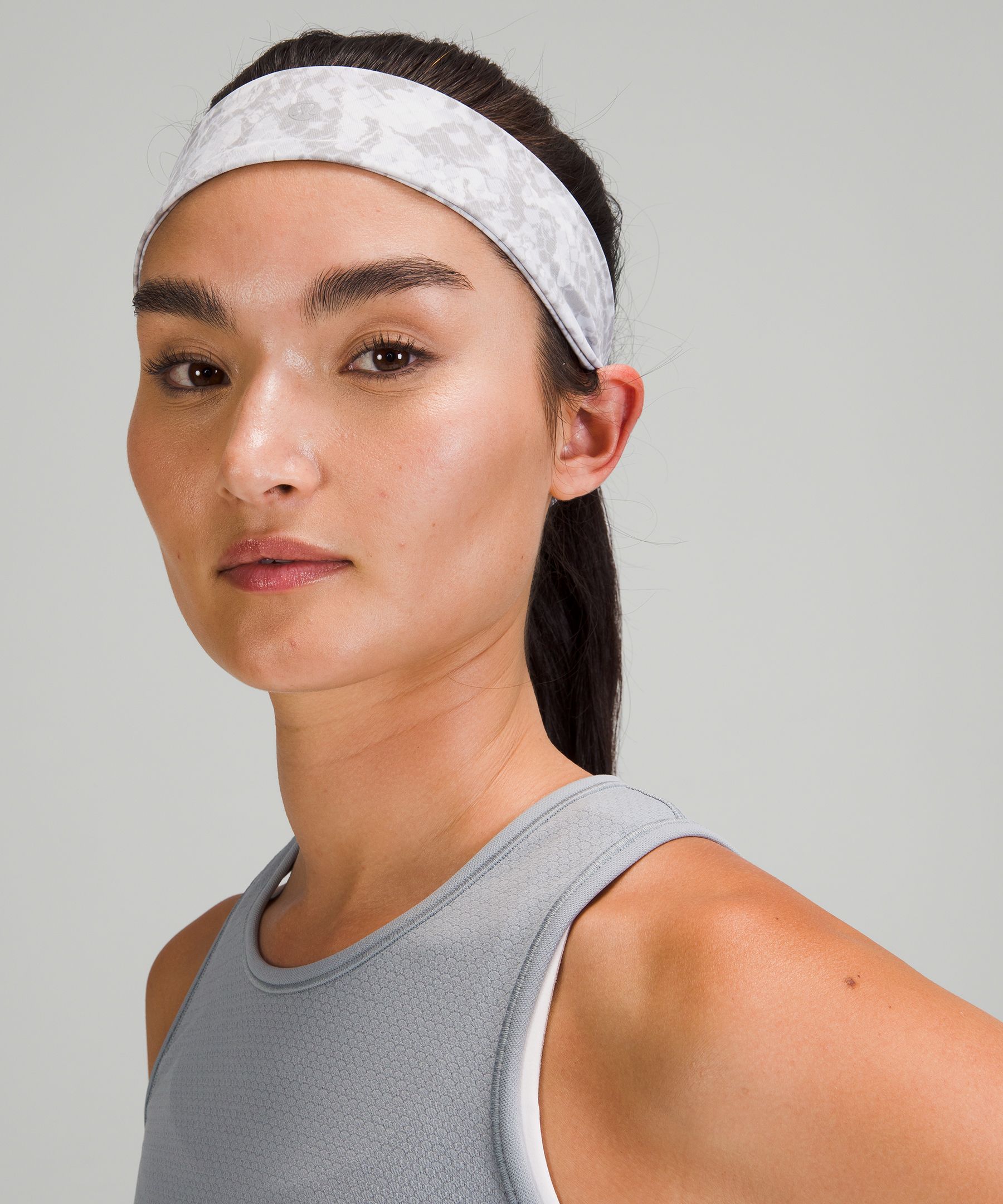 Lululemon Fly Away tamer Headband II 