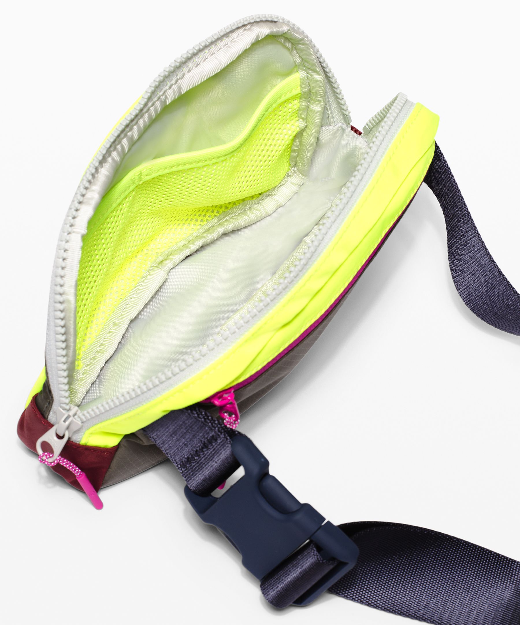 Everywhere Belt Bag