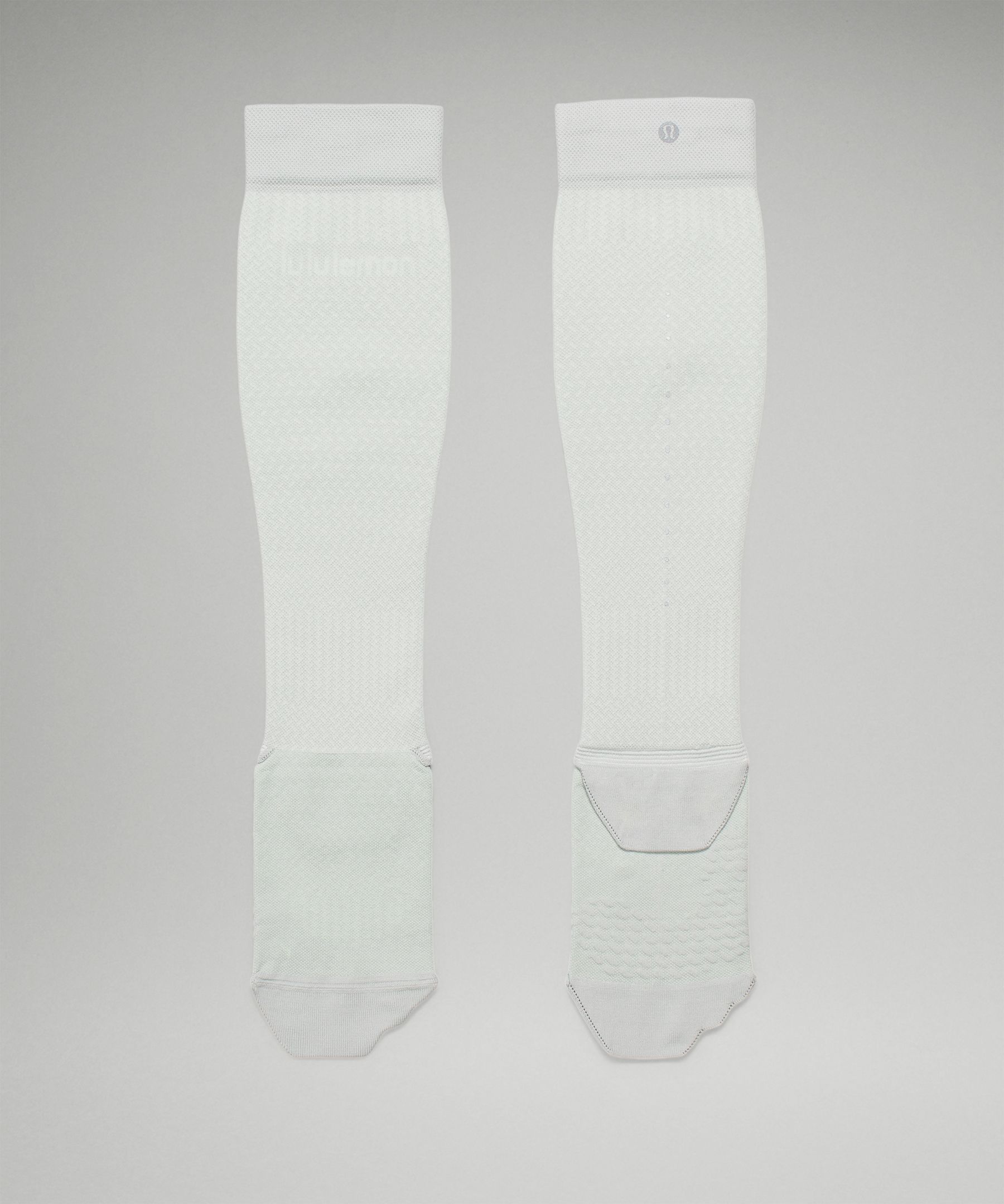 Lululemon Micropillow Compression Knee-high Running Socks Light Cushioning In Seal Grey