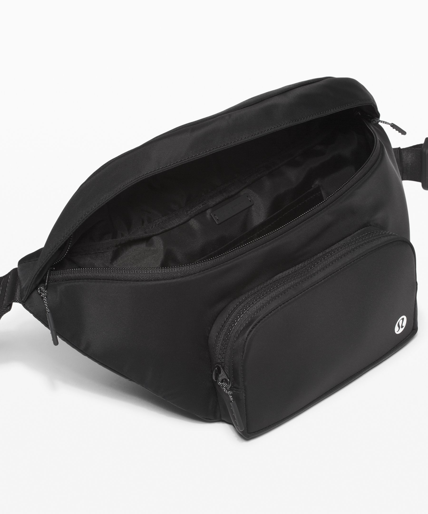 Lululemon The Rest Is Written Belt Bag Review - What's In My Bag? 