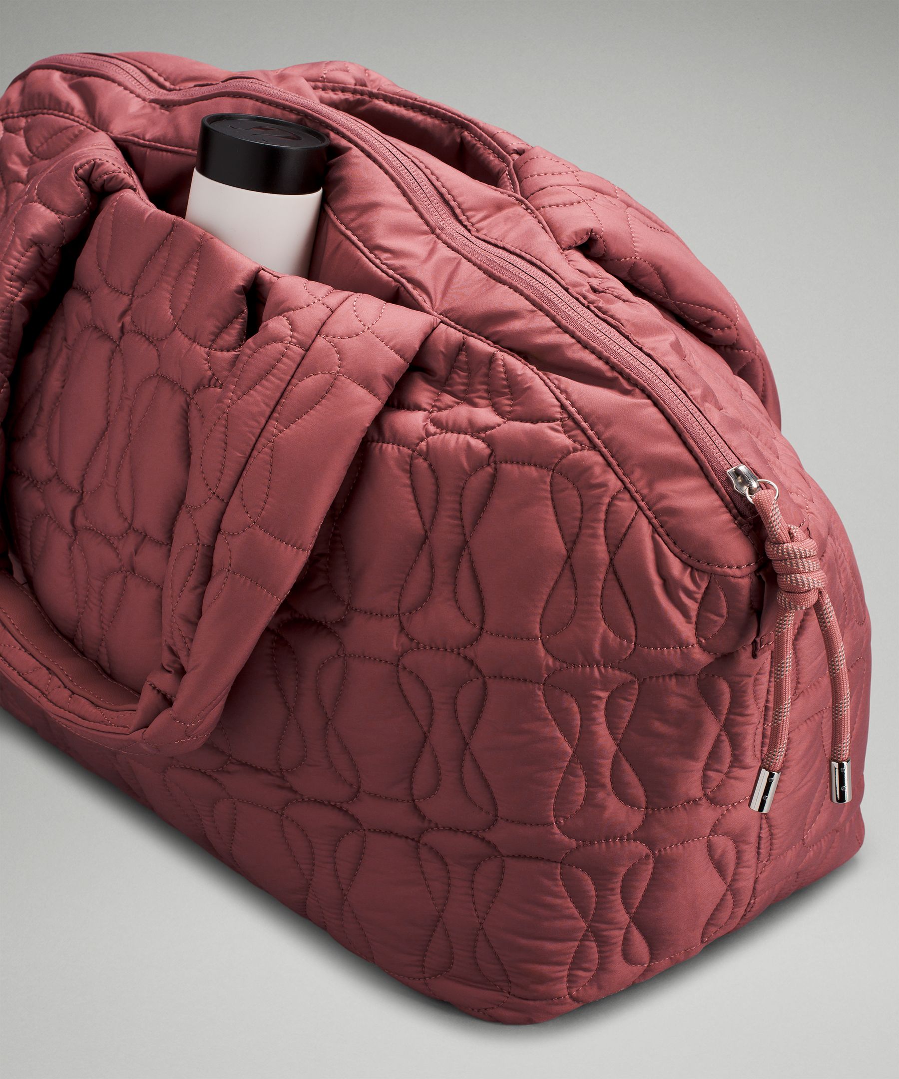 lululemon quilted embrace tote review youtube