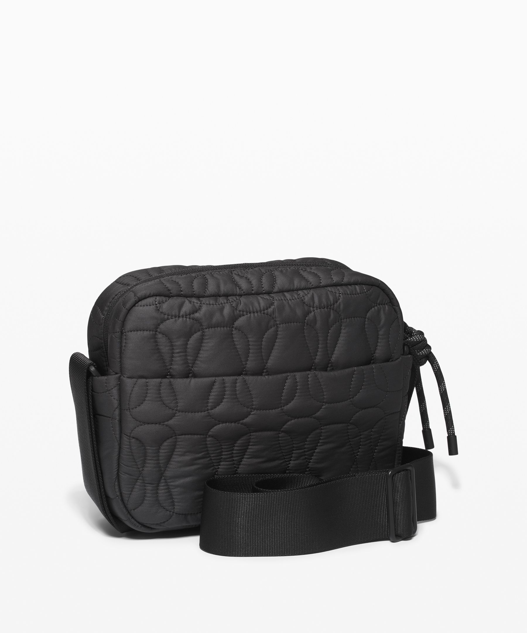 Quilted Embrace Crossbody Bag Bags Lululemon EU